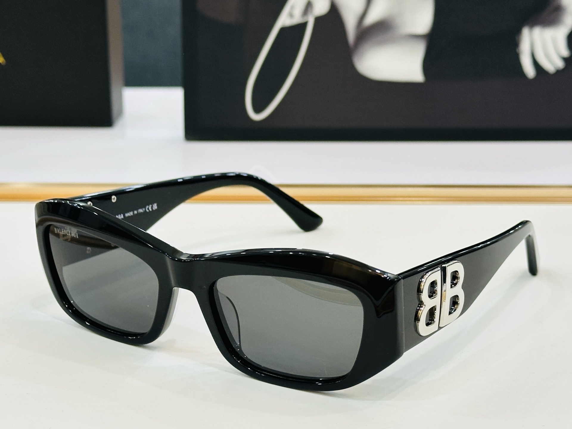BALENCIAGA巴黎世家 BB0397SK Size：55口20-145 超级百搭造型 FD百搭时尚
