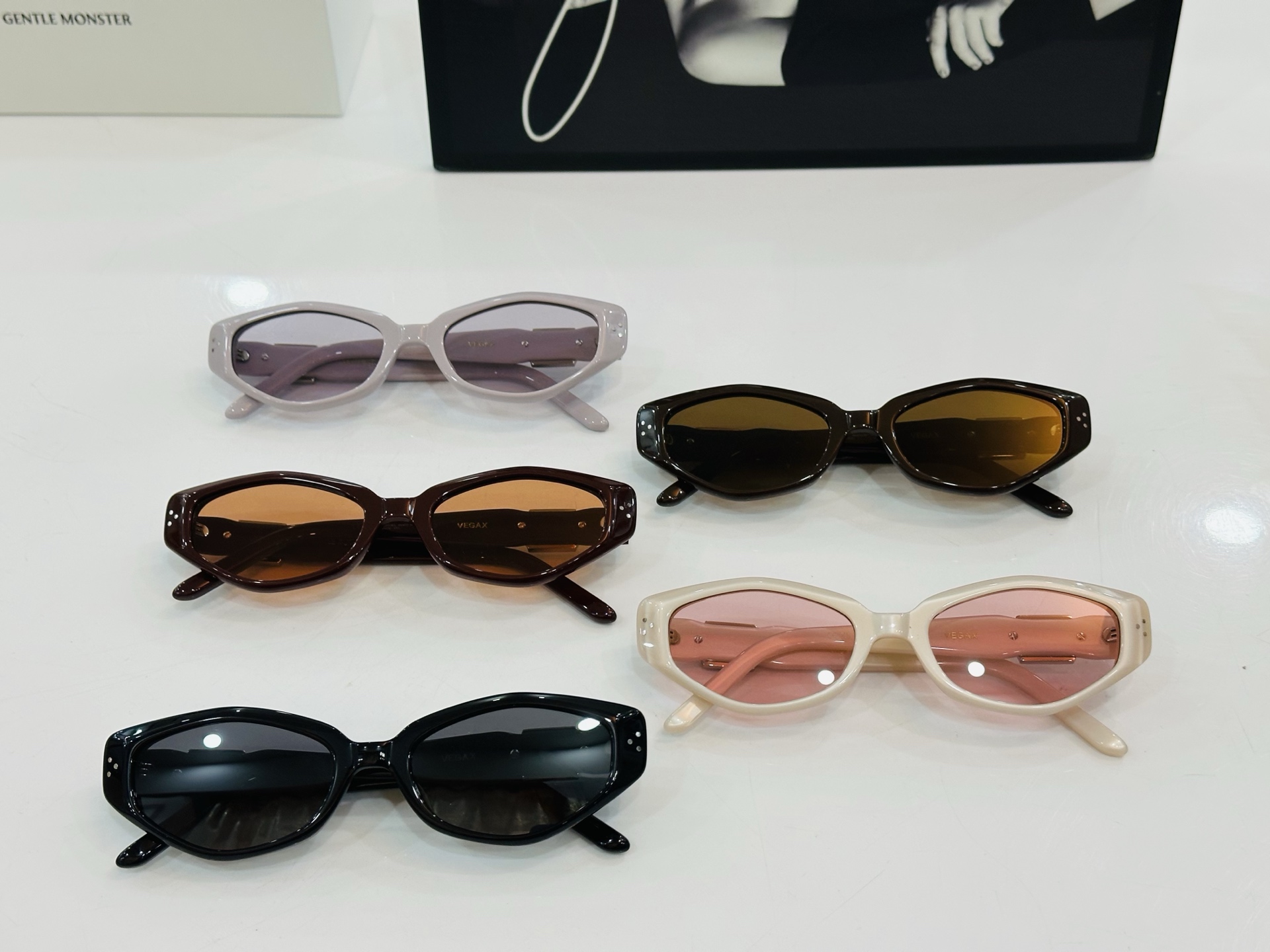 原版官网 GM的墨镜 VEGAX  太好看爆了🕶️ b又推出这款 Size：55口20-145 超大气百