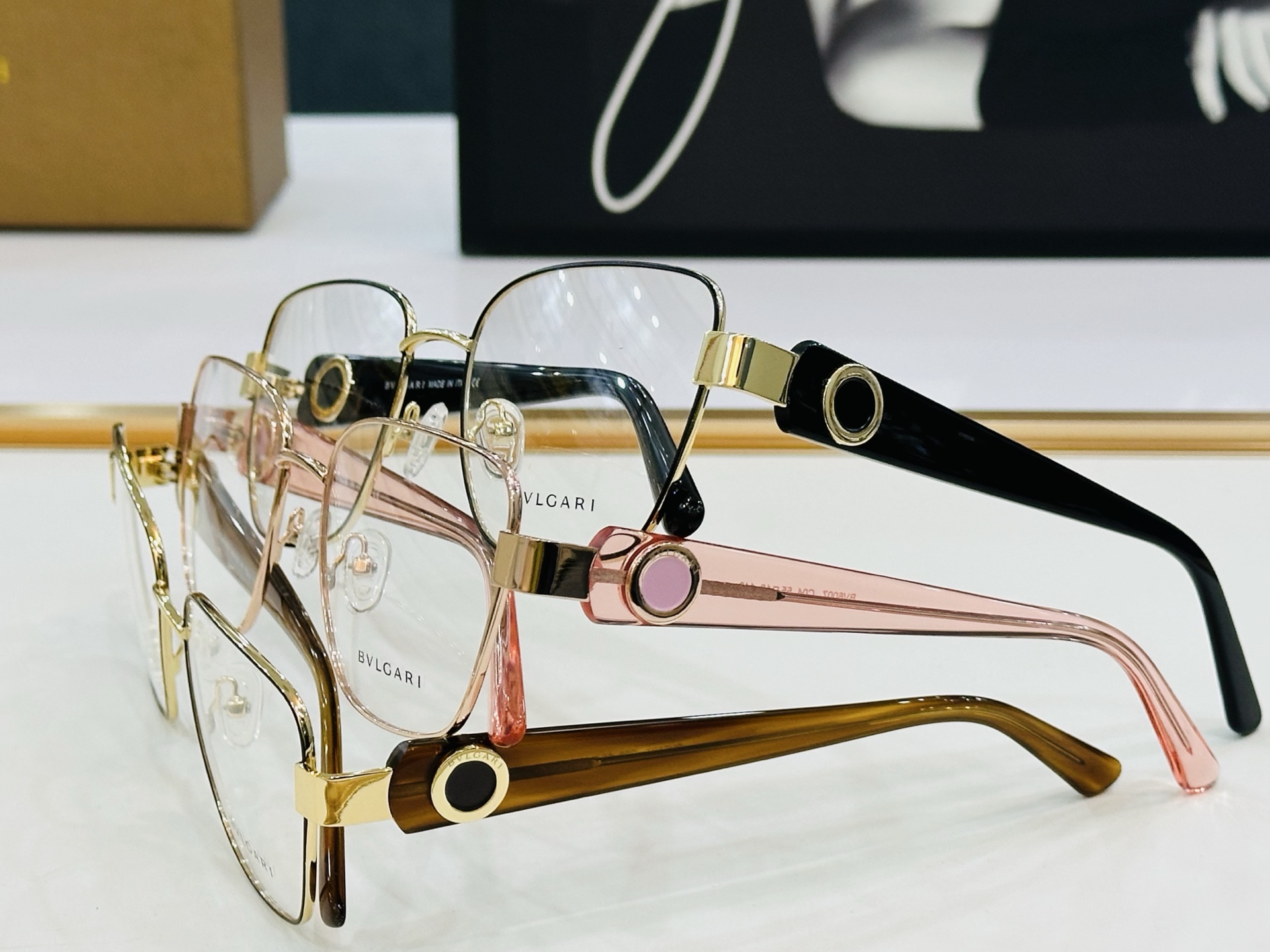 🆕款 官网同售 宝格家 BV6007 👍 Size ：55口18-140 绝对要买😎品质非常完美 L出街