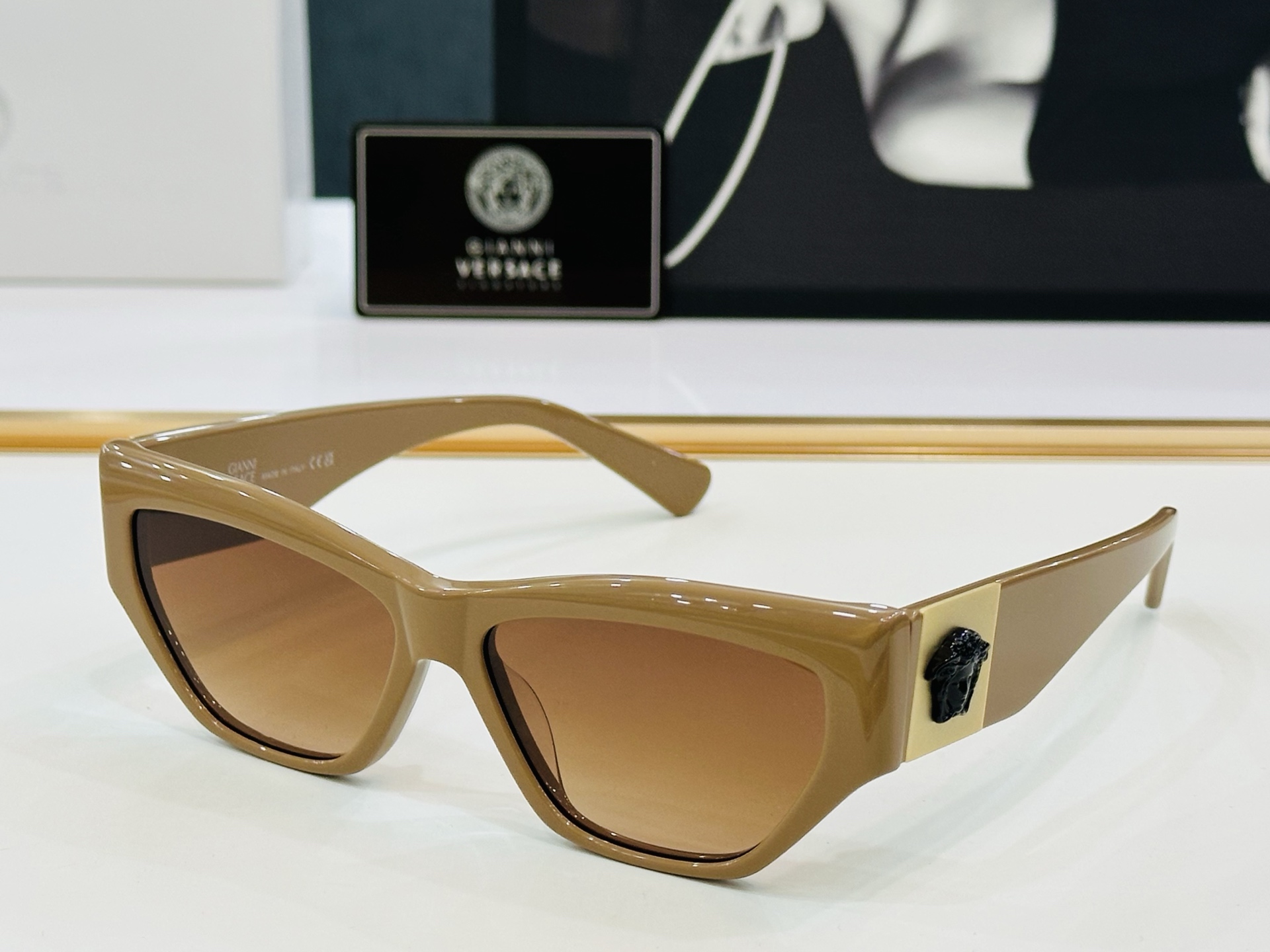 🎉🎉范思家 VERSACE✨VE S89 Size：55口16-145 ✨L有范 