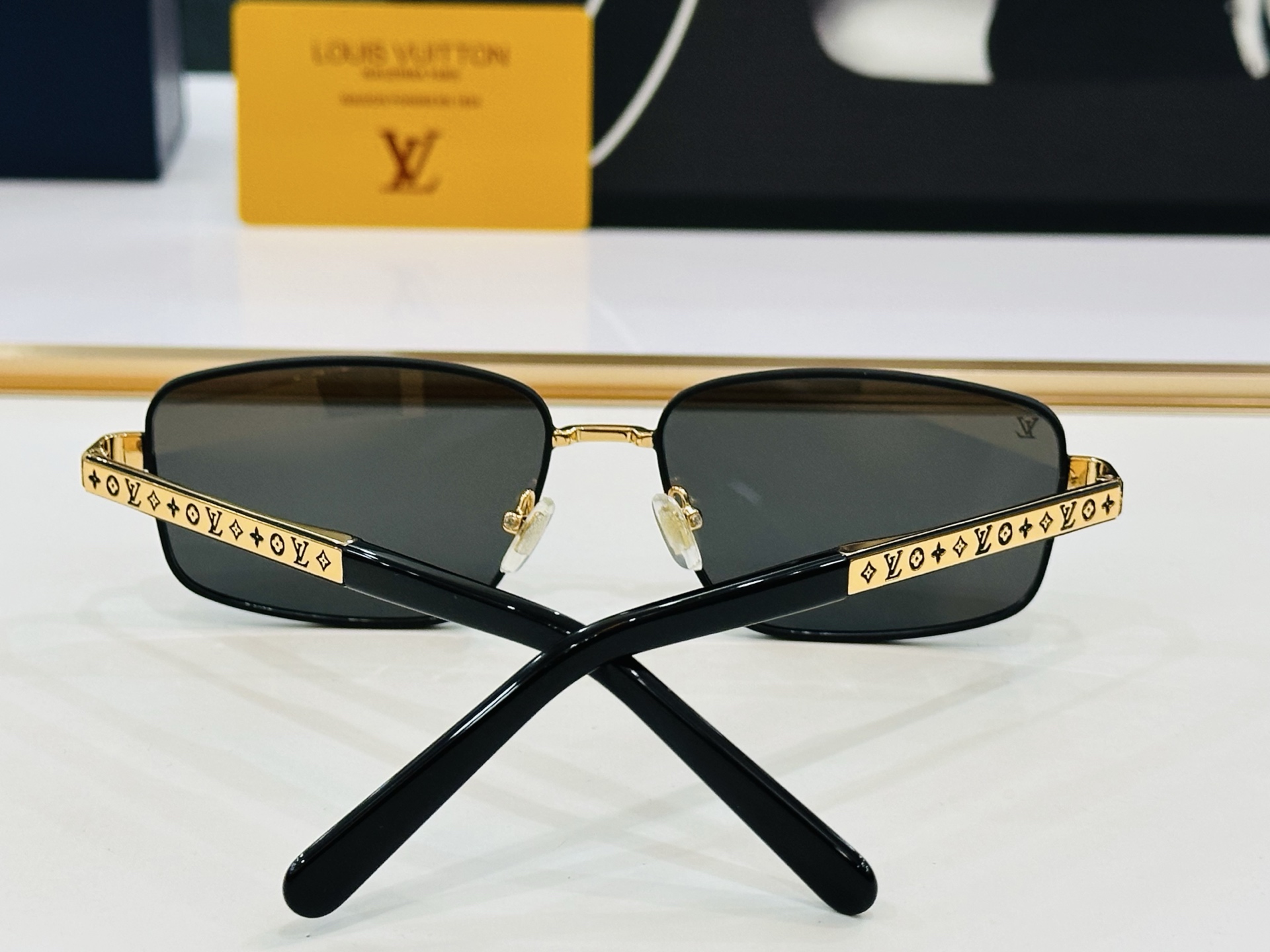 路易家 🎩Z2042U Size：58口16-142  充满活力的 展现独特个性🌟展现大气的你 bm高品