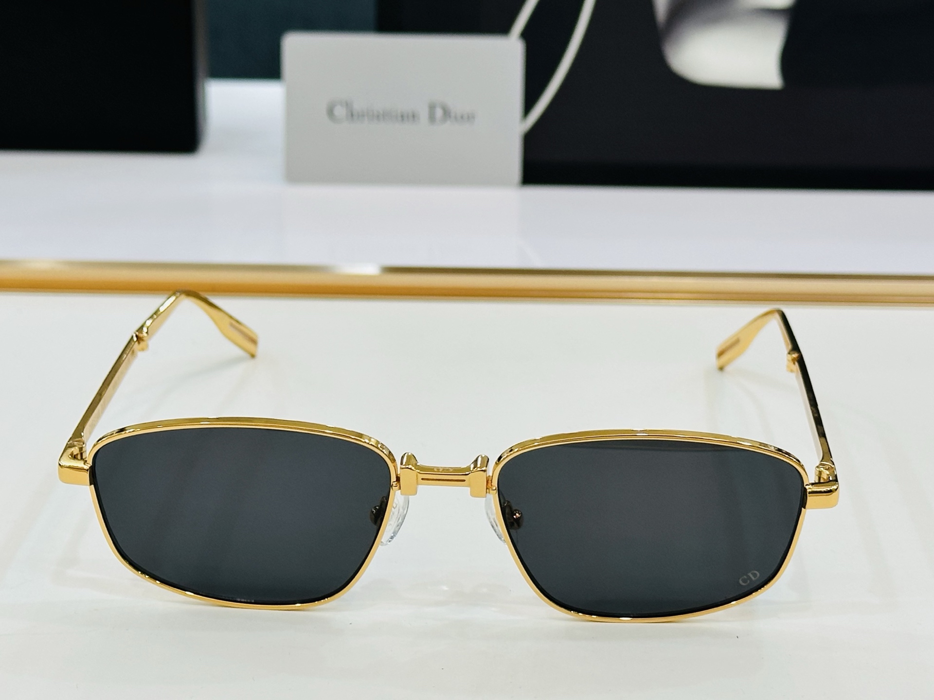 🔻🔻🔻DIO* 迪家 A1U Size：58口18-145 春夏款墨镜 😎🔆🔥🔥搭配镜腿精致 bm官网款