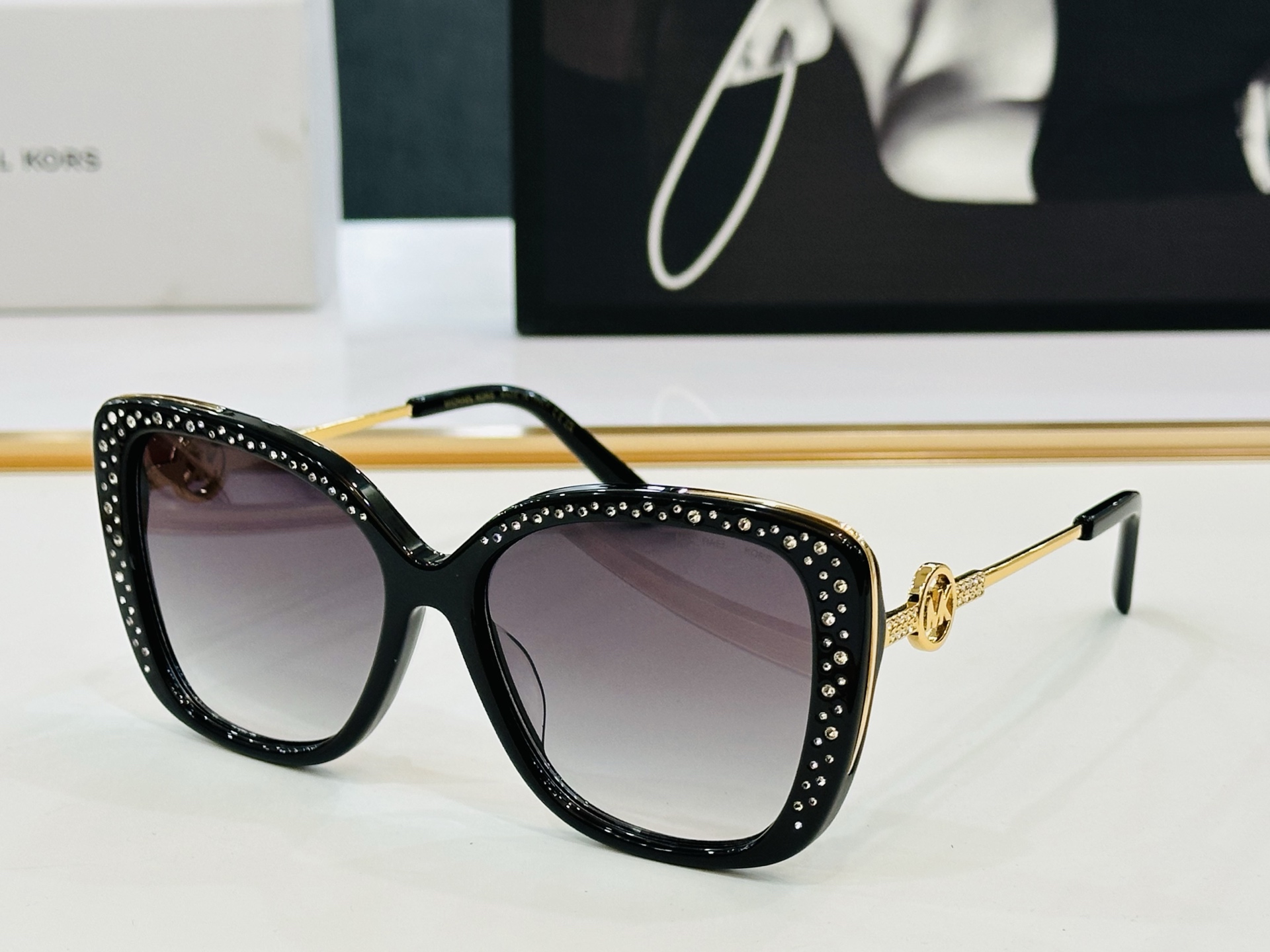MICHAEL KORS MK2161   SIZE：57口16-145  官网款太阳镜 bm太阳镜 