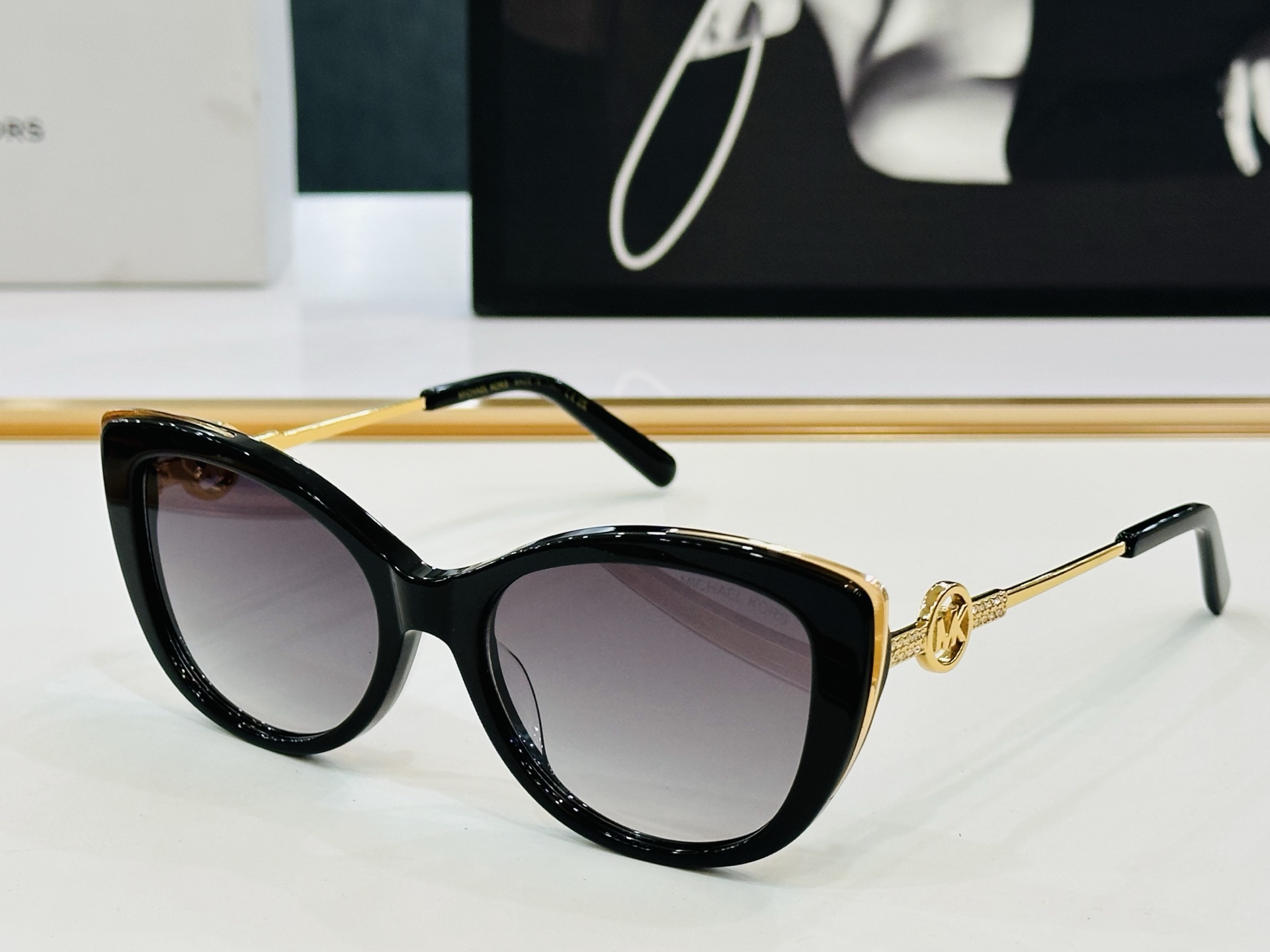 MICHAEL KORS MK2127BU    SIZE：55口18-145   官网款太阳镜 bm太