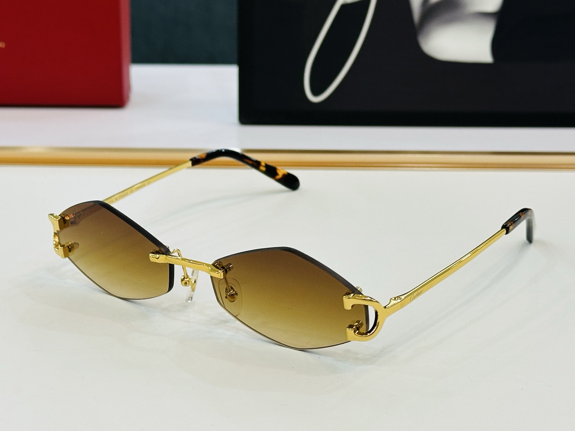 🆕 原版Cartie* 卡家 官网经典款 太阳镜 CT Size：58口17-135 电镀工艺精湛大牌品