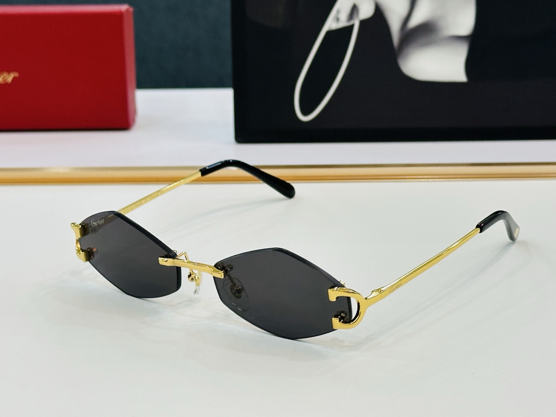 🆕 原版Cartie* 卡家 官网经典款 太阳镜 CT Size：58口17-135 电镀工艺精湛大牌品