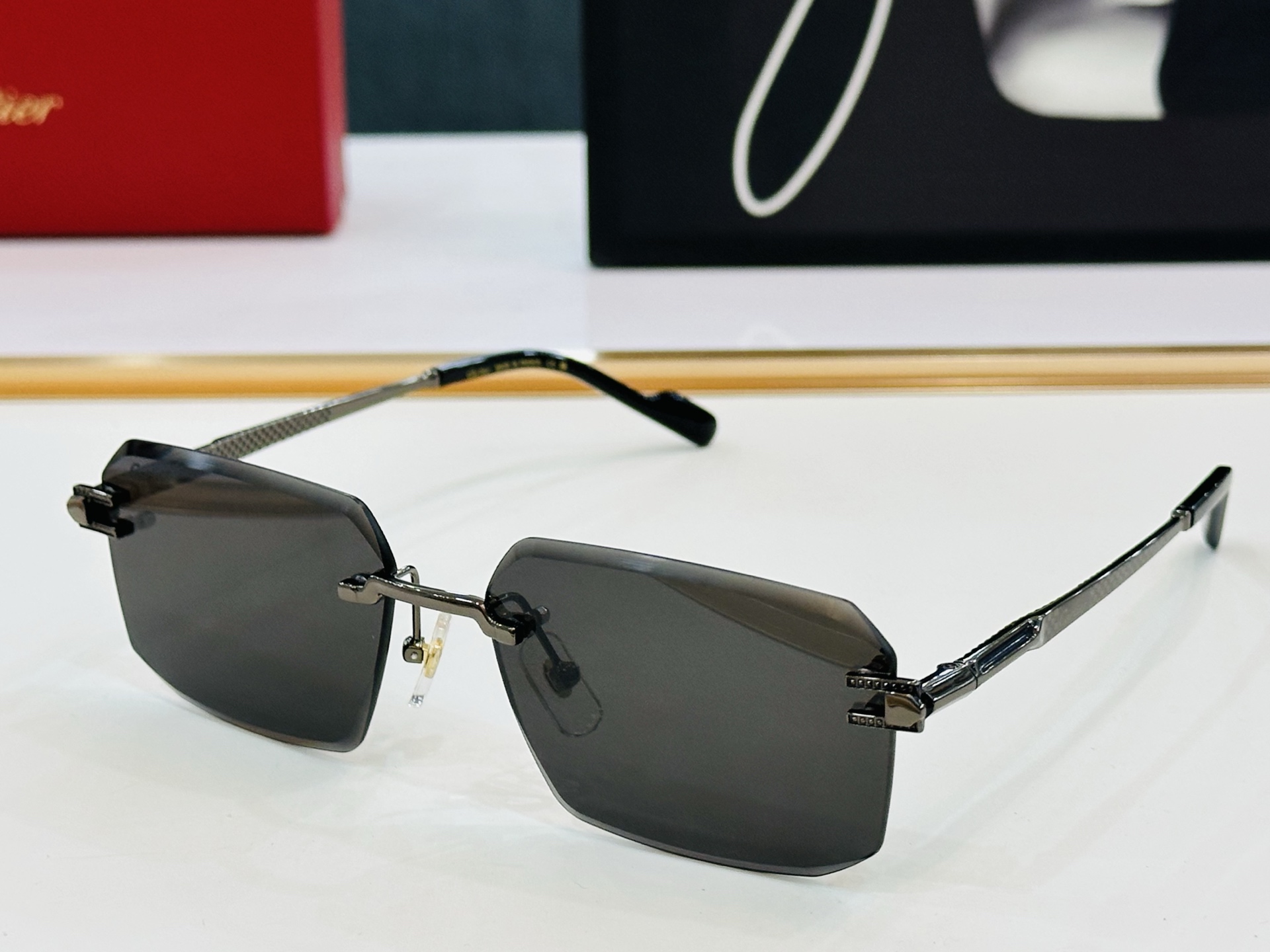 🆕 原版Cartie* 卡家 官网经典款 太阳镜 CT0526S Size：59口17-145  电镀工
