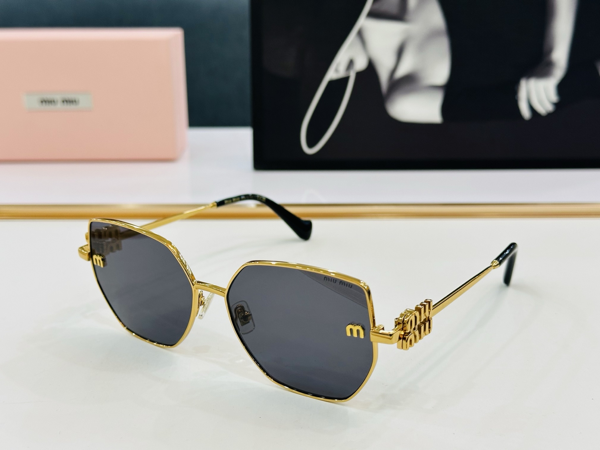 谬家 MU57ZS Size：58口18-145  女士太阳眼镜 玫瑰玫瑰 高档 q时尚墨镜潮人强强太阳