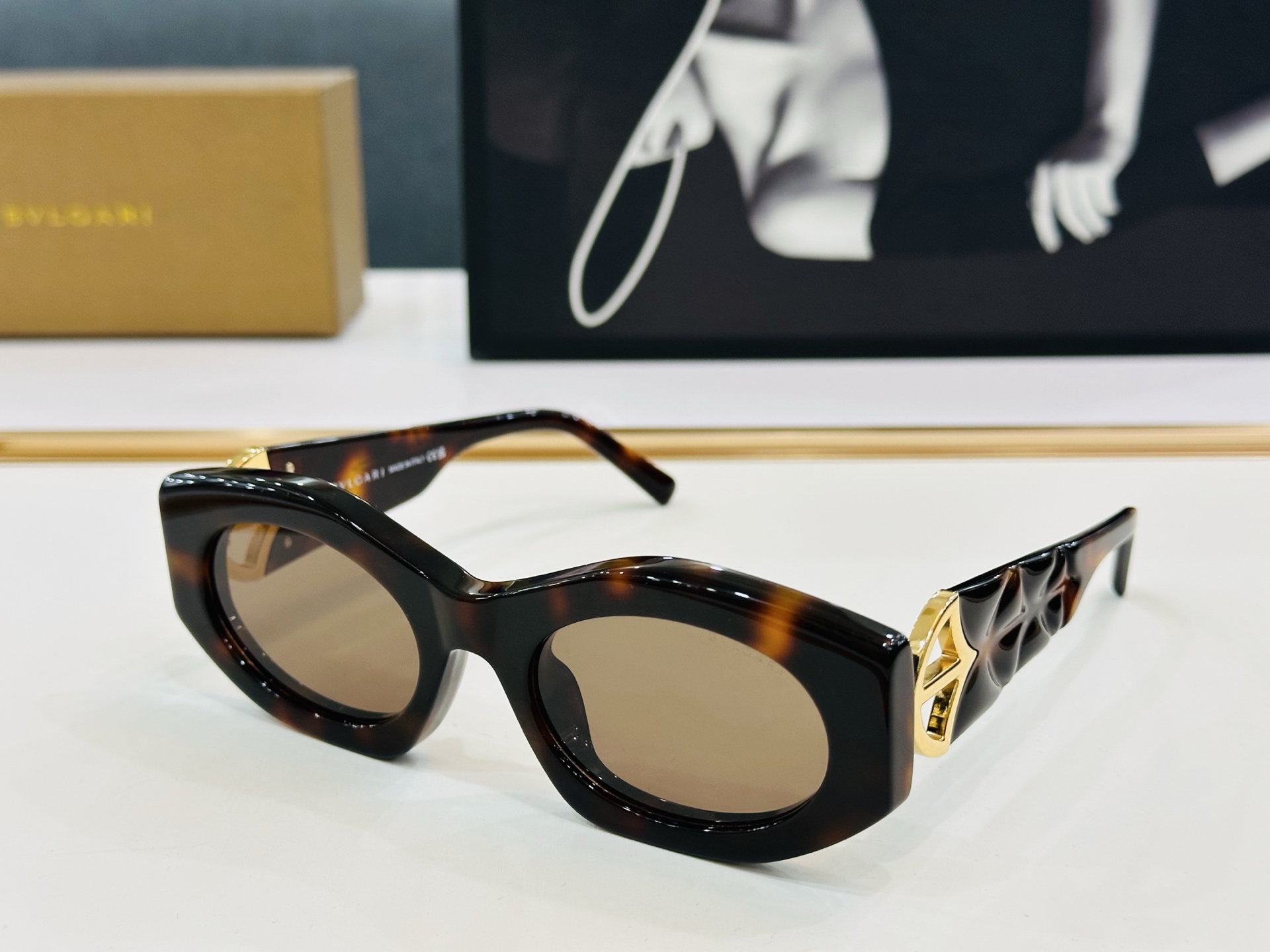 🆕款 官网同售 宝格家 BV40049  👍 Size ：51口22-145  绝对要买😎品质非常完美 
