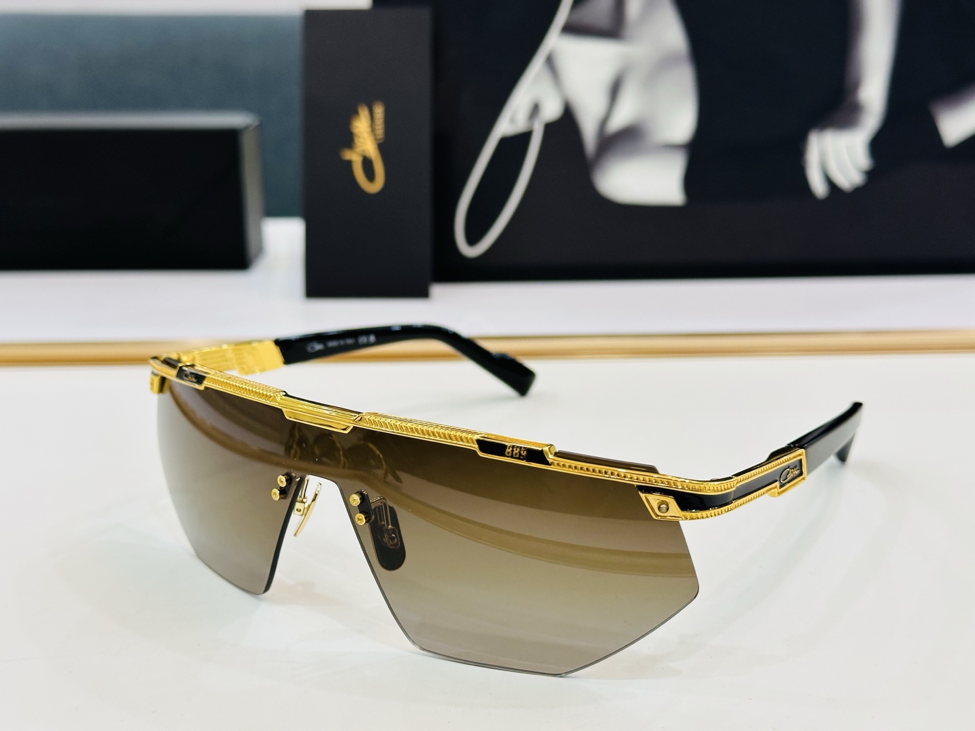 🆕 卡加尔 new CAZAL ModelM889  Size 158口139   😎😎精心制作 喜爱 