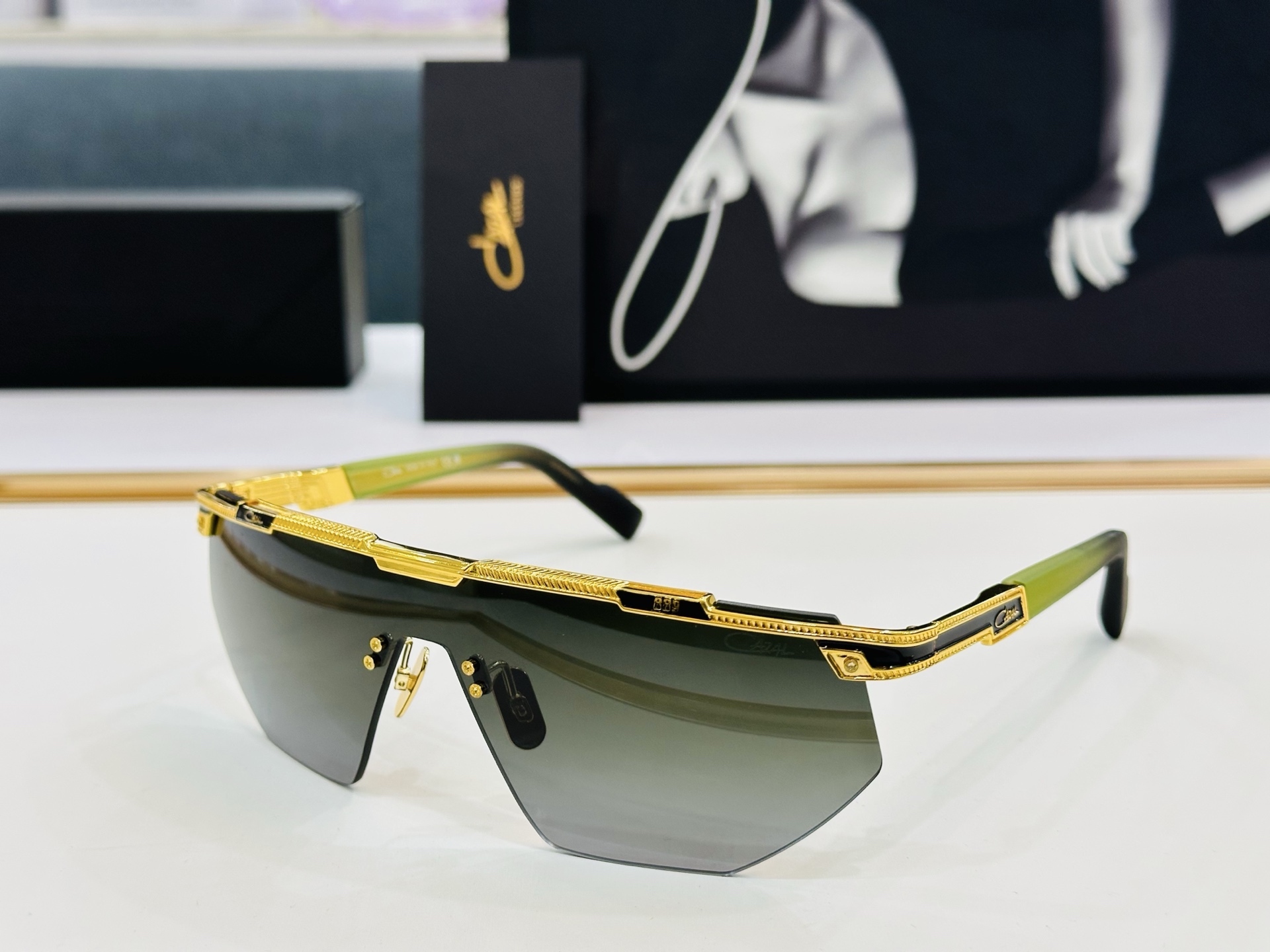 🆕 卡加尔 new CAZAL ModelM889  Size 158口139   😎😎精心制作 喜爱 