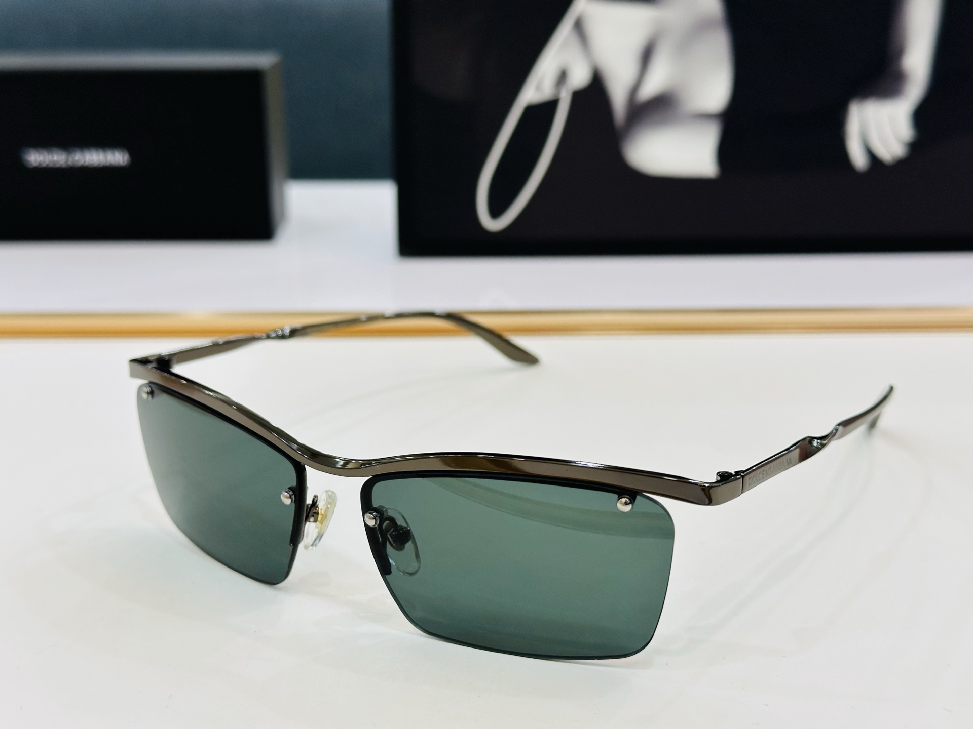 🆕 官网款 🔺DOLCE&GABBAN*🔻DG2207      Size：59口16-142 新颖独特