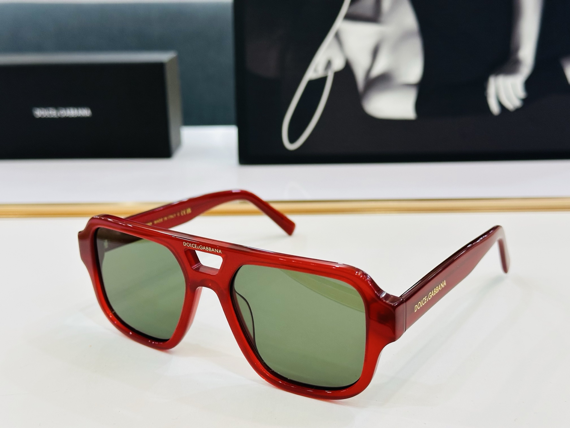 🆕 官网款 🔺DOLCE&GABBAN*🔻DG4003  Size：54口19-143 新颖独特🔝🔝K美