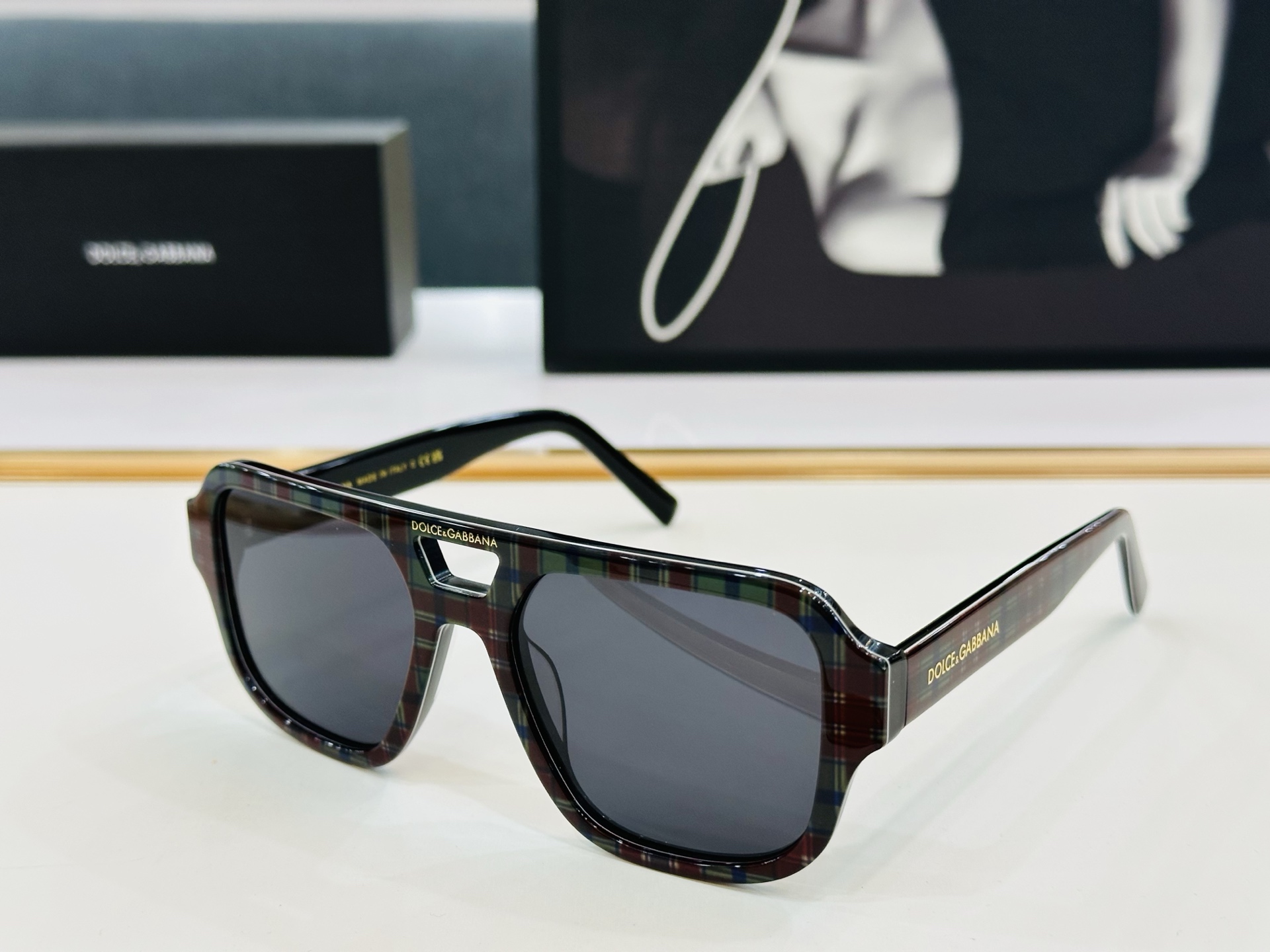 🆕 官网款 🔺DOLCE&GABBAN*🔻DG4003  Size：54口19-143 新颖独特🔝🔝K美
