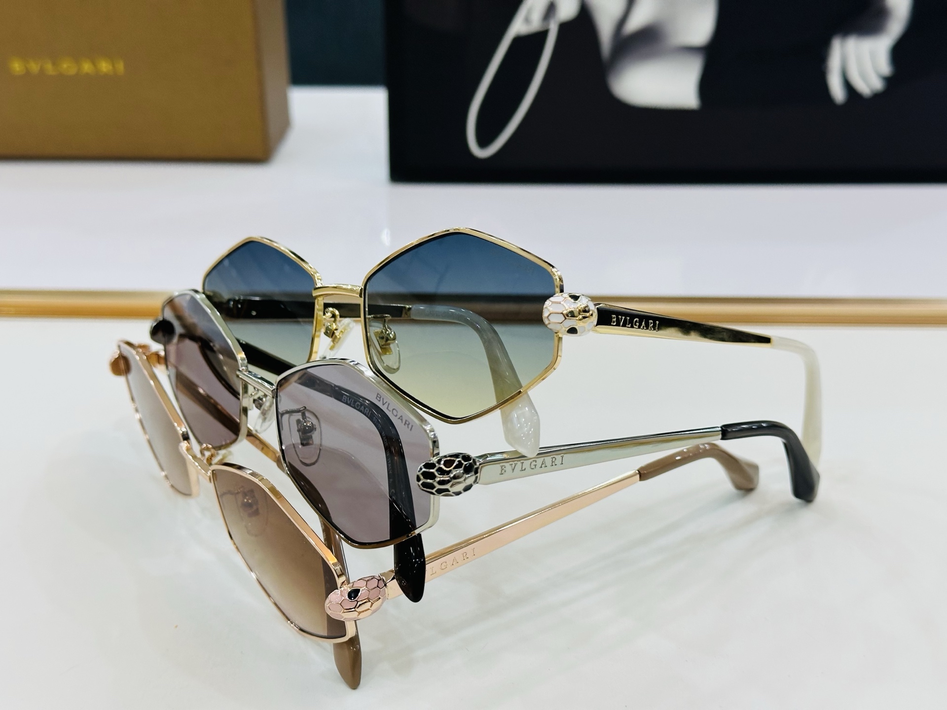 🆕款 官网同售 宝格家 BV40082 👍 Size ：56口17-140  绝对要买😎品质非常完美 C