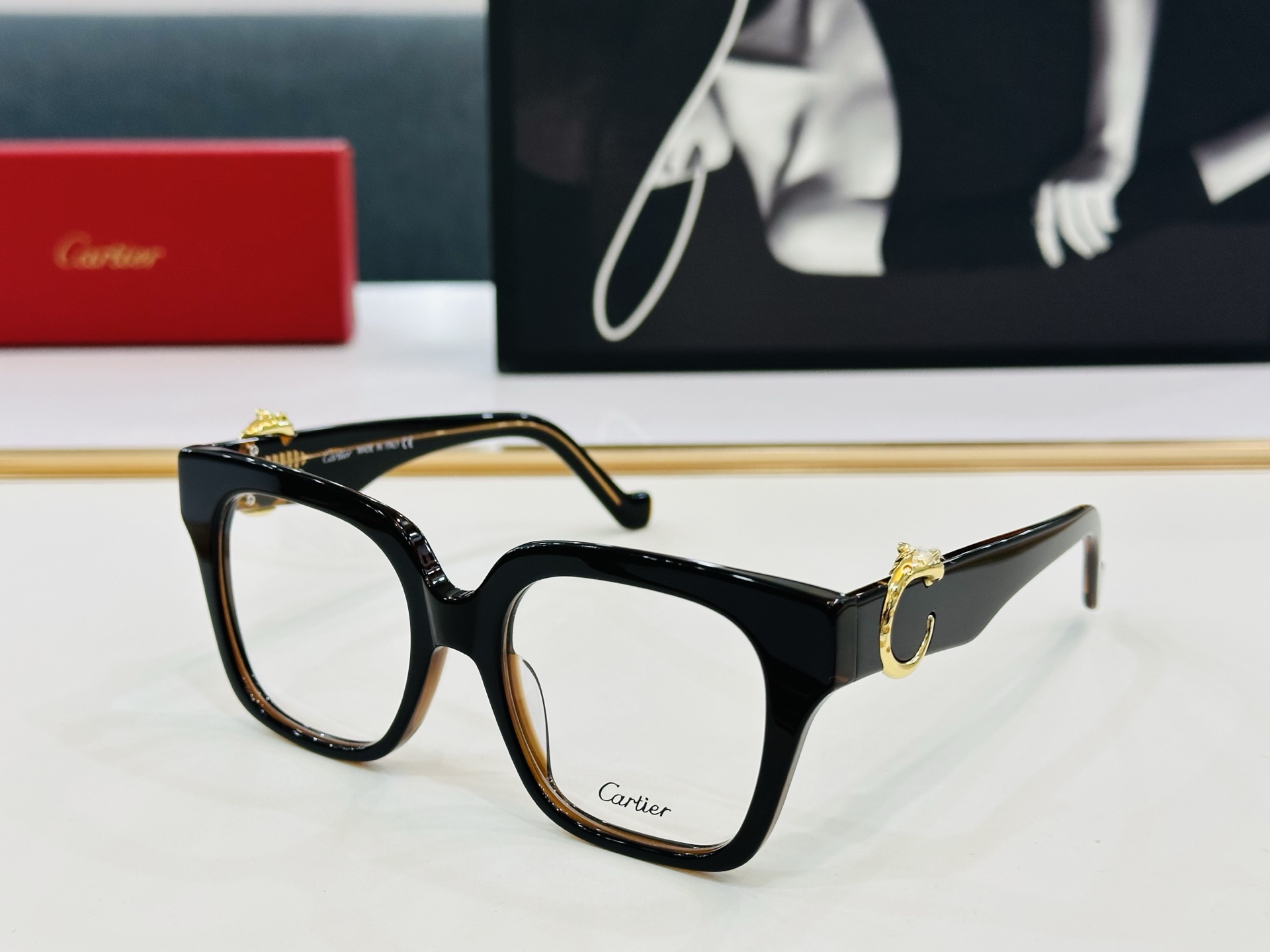 Cartie* 卡家 太阳镜 CT0582 Size：54口19-145 工艺精湛气质十足！Z男女同款 