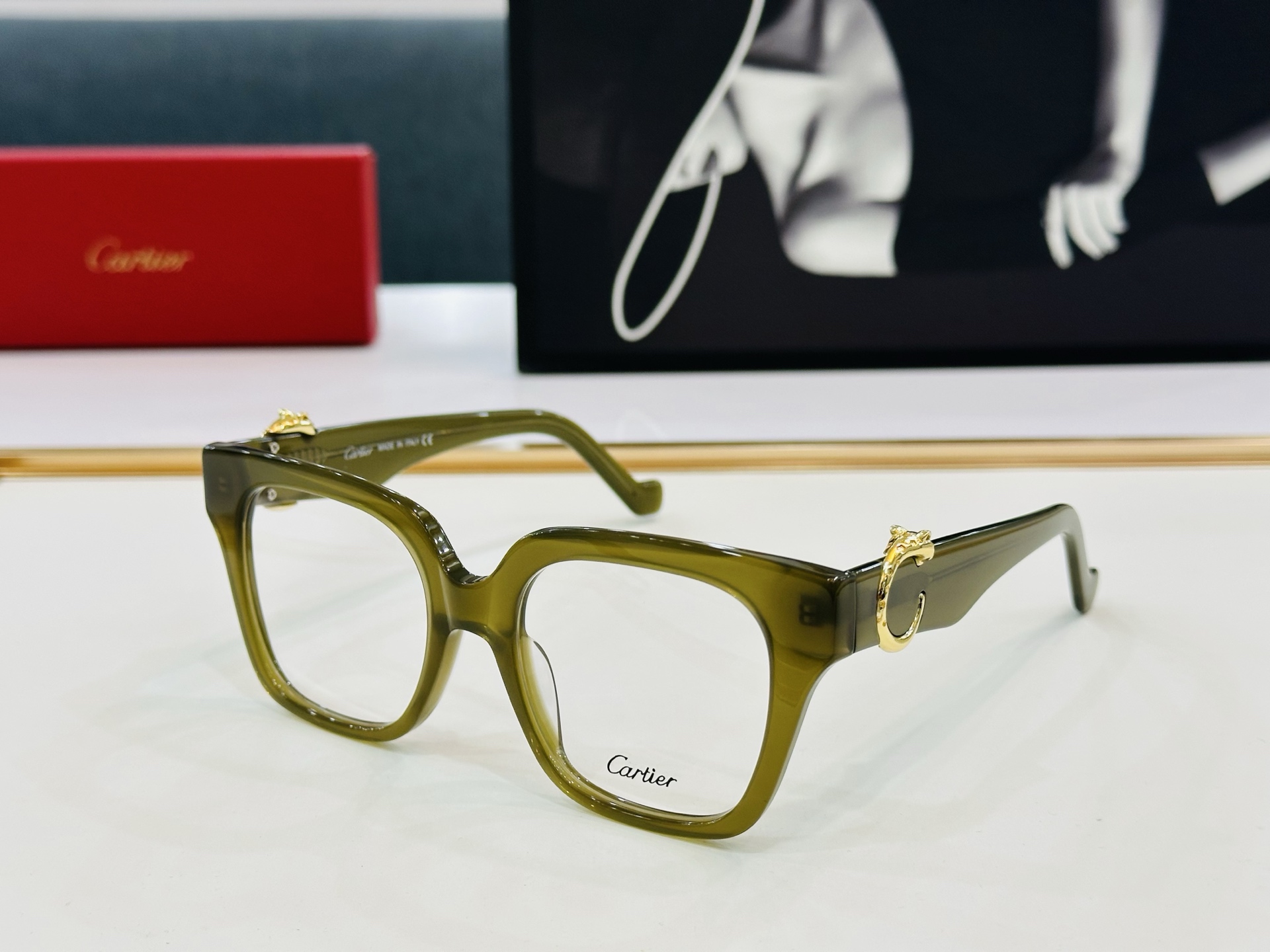 Cartie* 卡家 太阳镜 CT0582 Size：54口19-145 工艺精湛气质十足！Z男女同款 