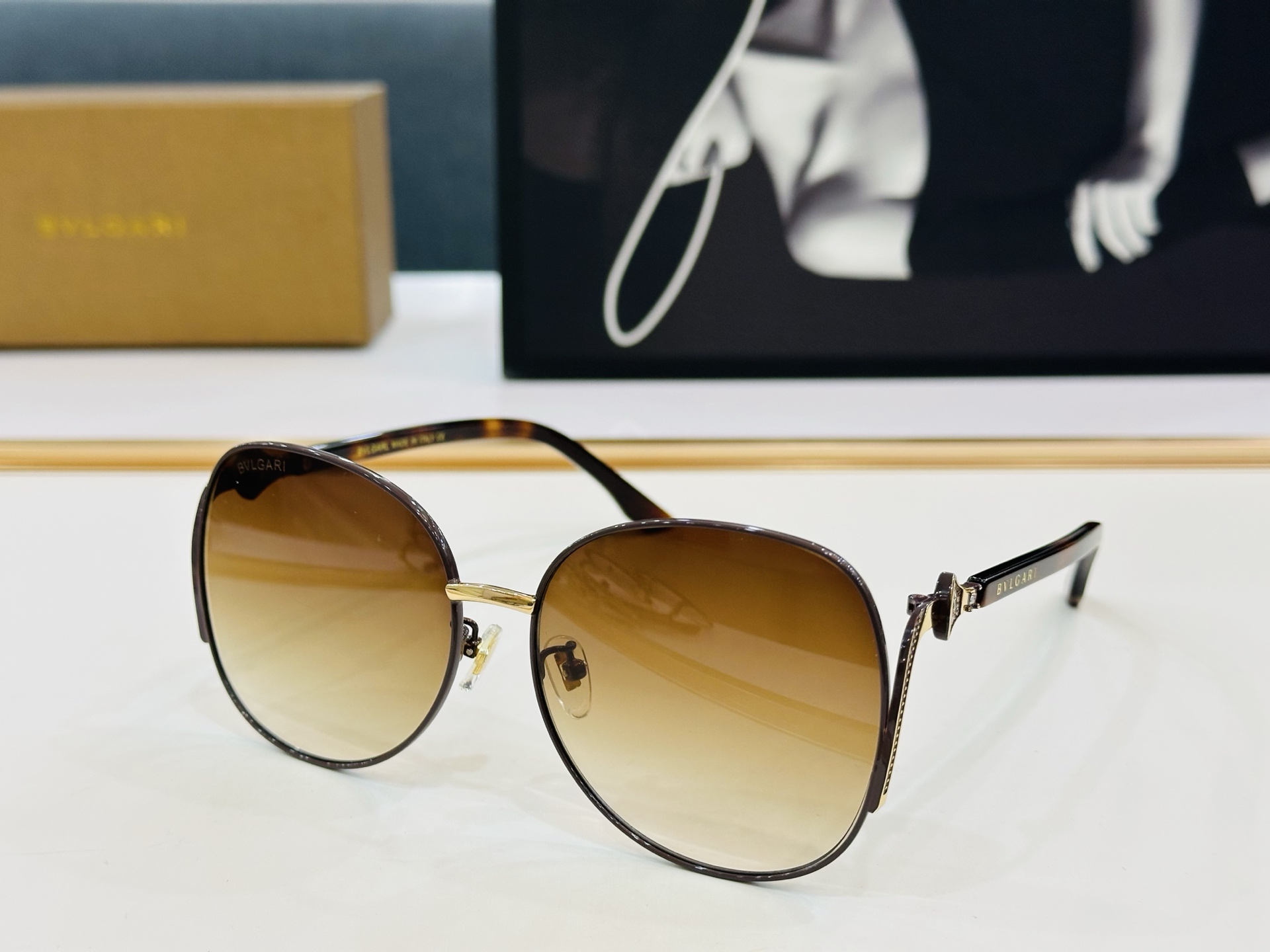 🆕款 官网同售 宝格家 BV8240👍 Size ：58口18-绝对要买😎品质非常完美 q出街必备 