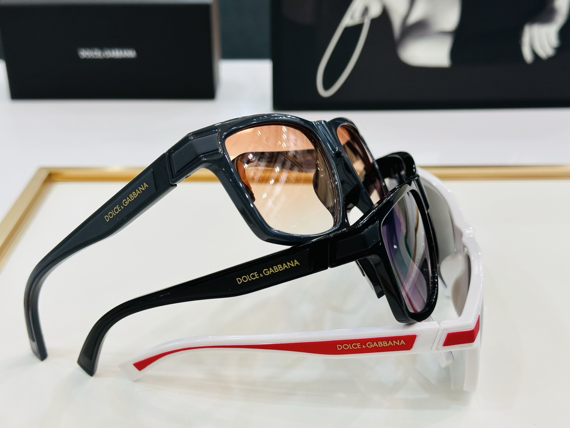 DOLCE&GABBANA* 杜家 DG6160 size：54口17-140 质量杠杠的 👍喜欢的快下