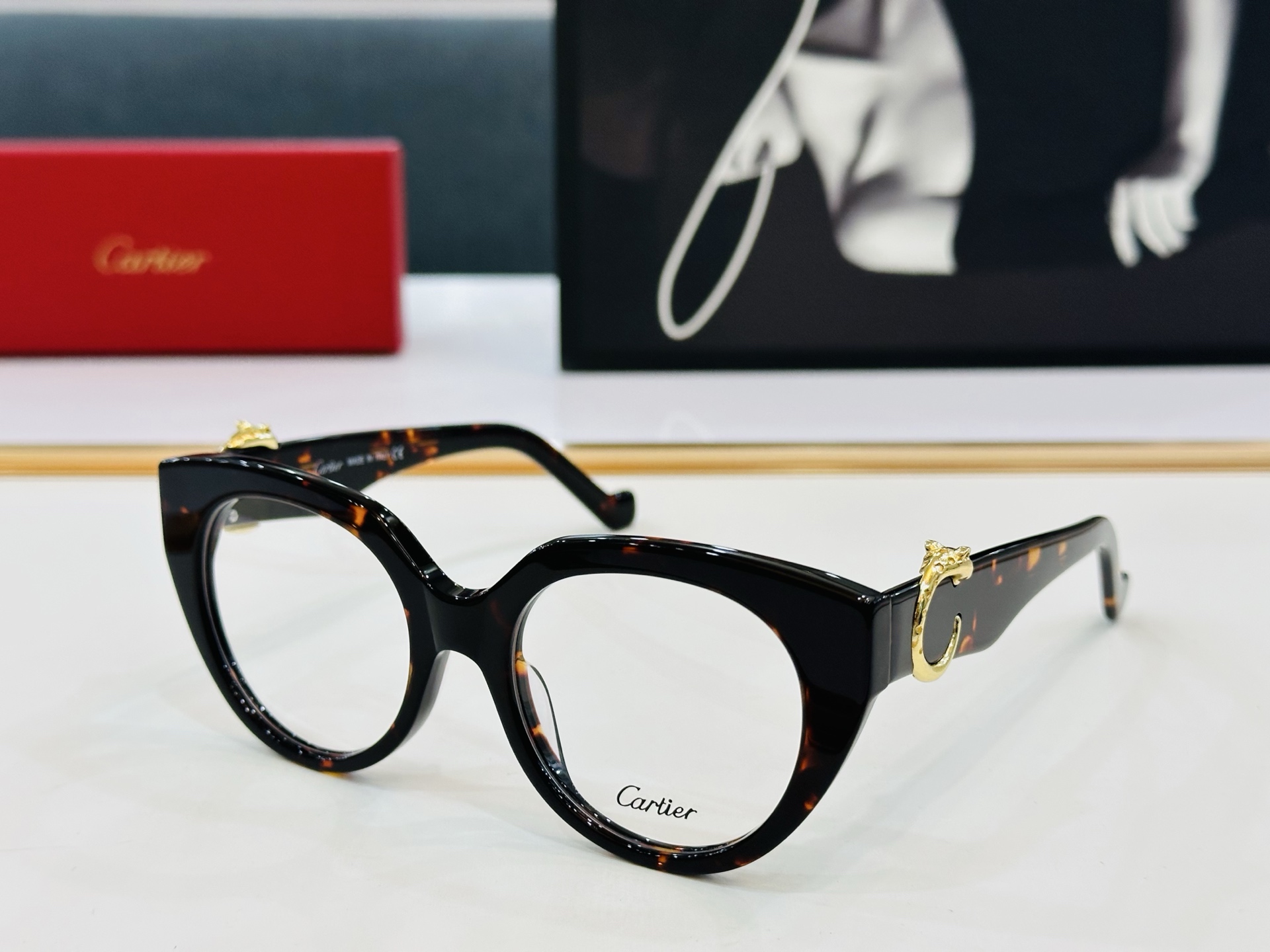 Cartie* 卡家 太阳镜 CT0583  Size：54口19-145 工艺精湛气质十足！Z男女同款