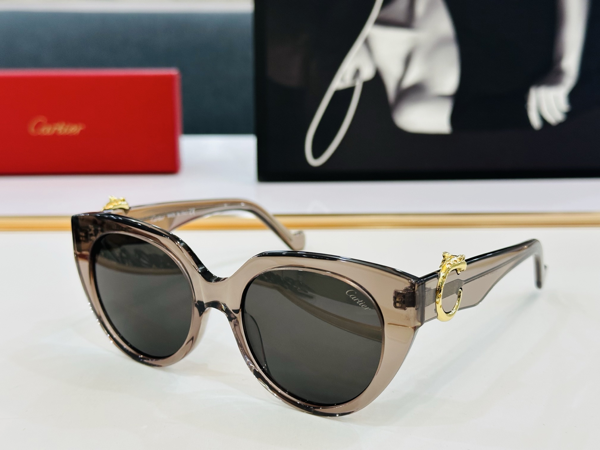 Cartie* 卡家 太阳镜 CT0583  Size：54口19-145 工艺精湛气质十足！Z男女同款