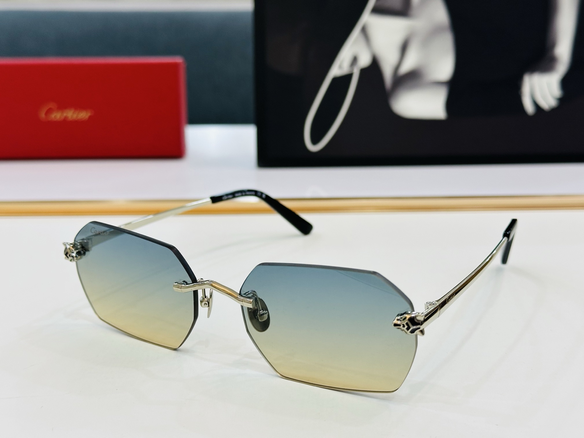 Cartie* 卡家 CT0504S 太阳镜 Size：58口18-145 工艺精湛气质十足！q男女同款