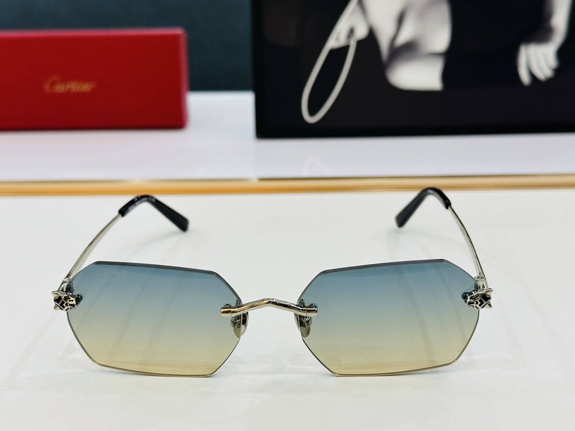 Cartie* 卡家 CT0504S 太阳镜 Size：58口18-145 工艺精湛气质十足！q男女同款