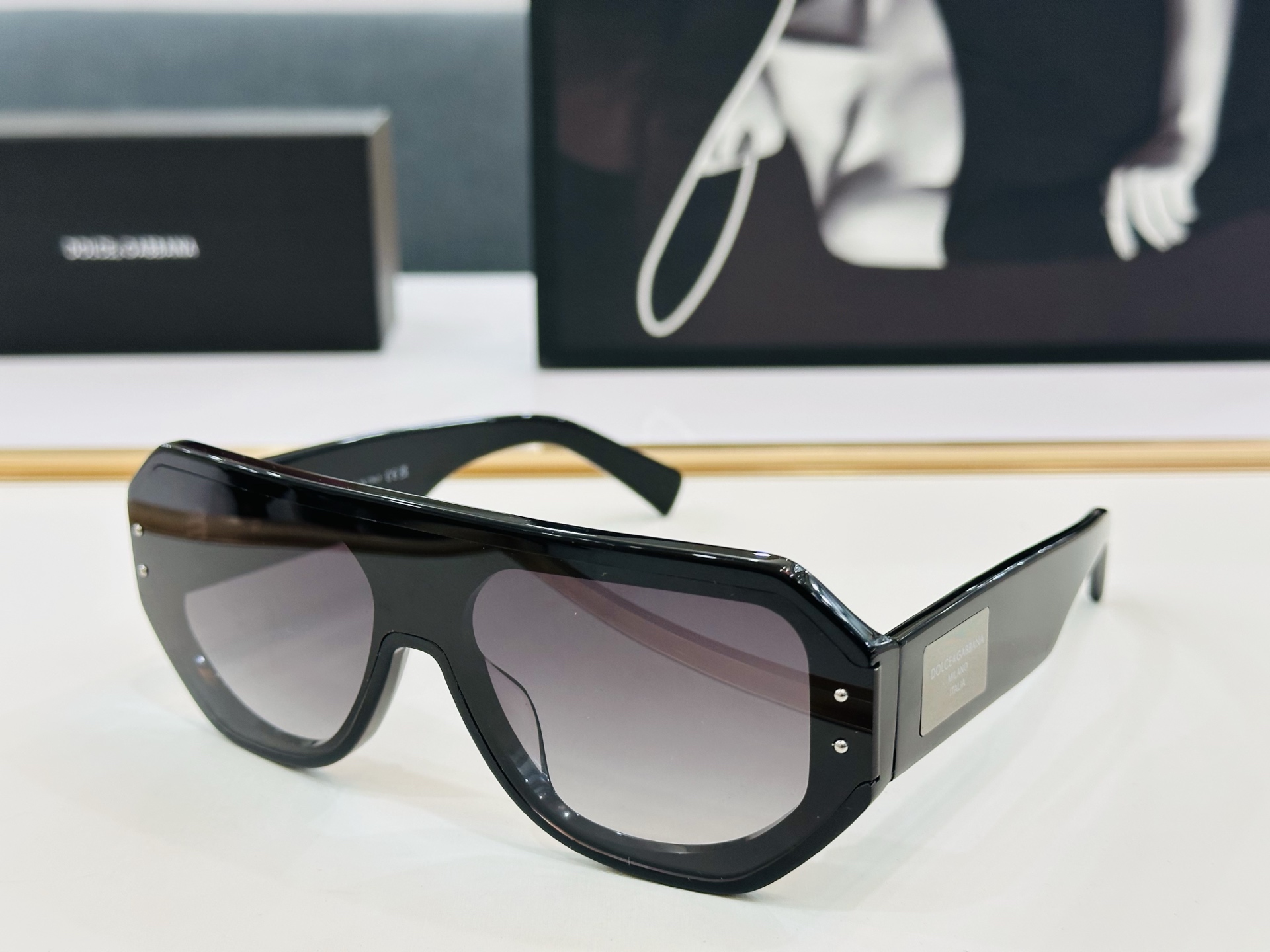 🆕 官网款 🔺DOLCE&GABBAN*🔻DG4481    Size：148-145  新颖独特🔝🔝L