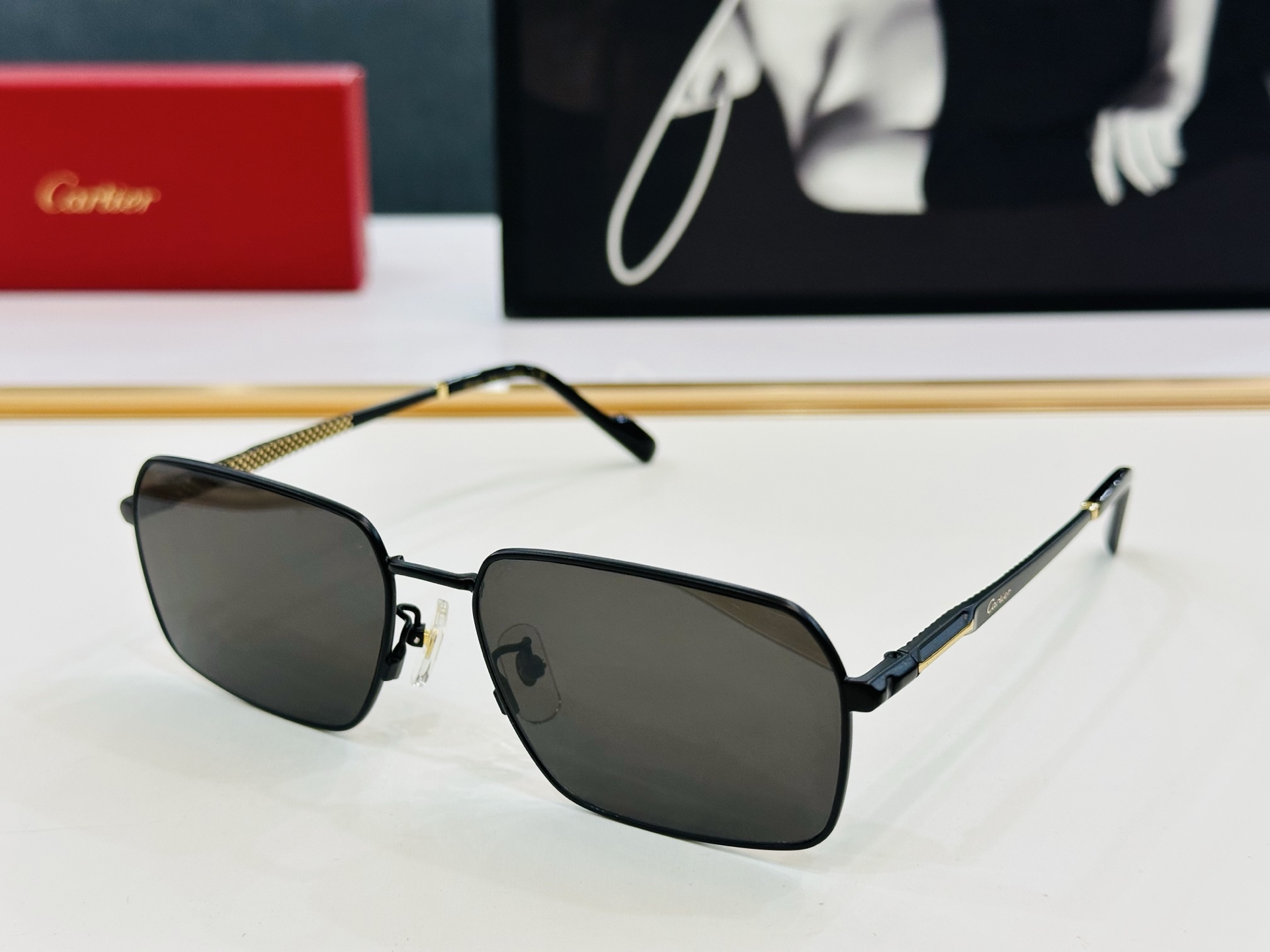 Cartie* 卡家 CT0528S 太阳镜 Size：60口17-145 工艺精湛气质十足！J男女同款
