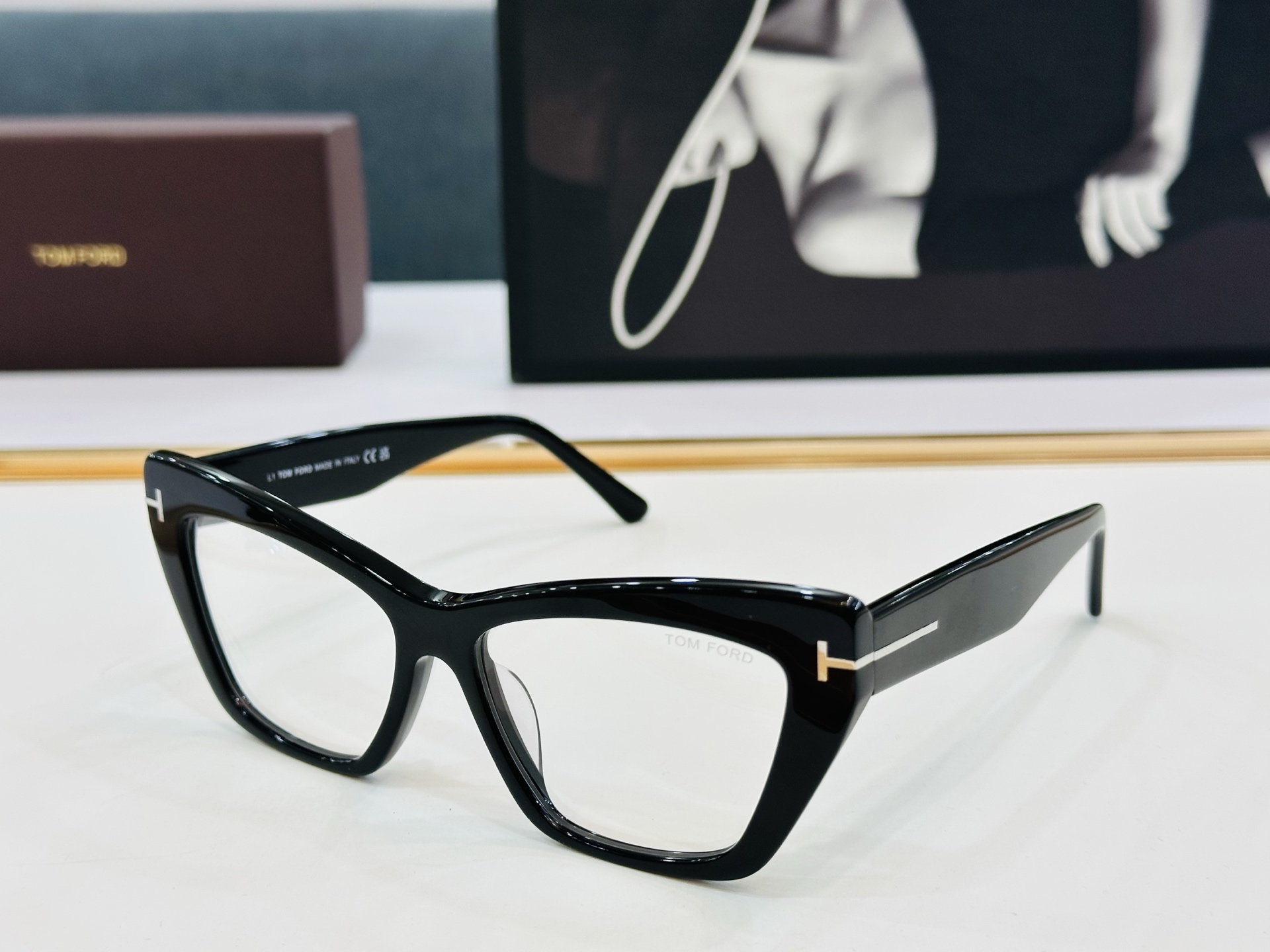 🔺TOM FOR*🔻 汤姆家 官网新款 FT6026  Size：56口16-140  经典时尚 🔝🔝C