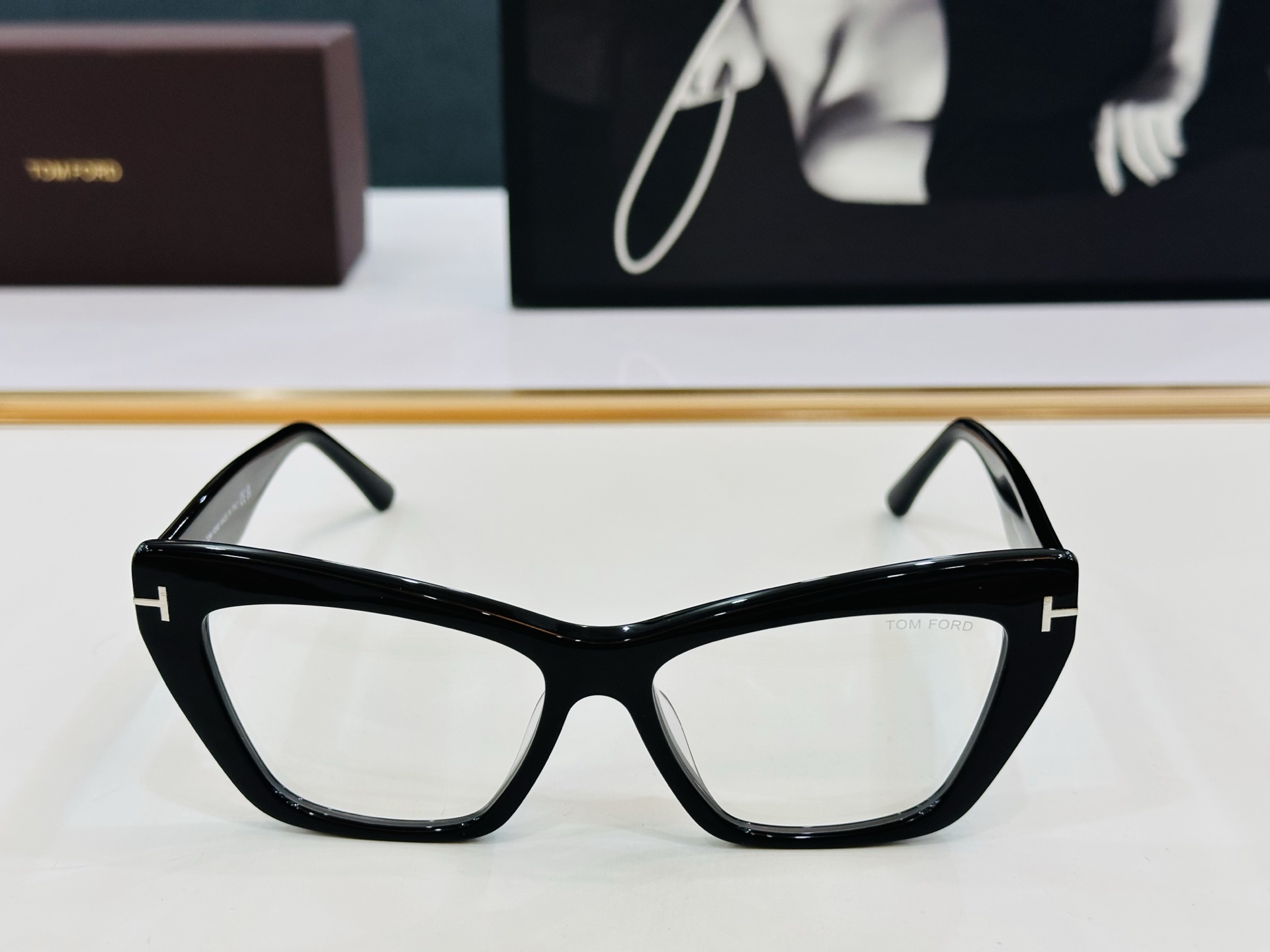 🔺TOM FOR*🔻 汤姆家 官网新款 FT6026  Size：56口16-140  经典时尚 🔝🔝C