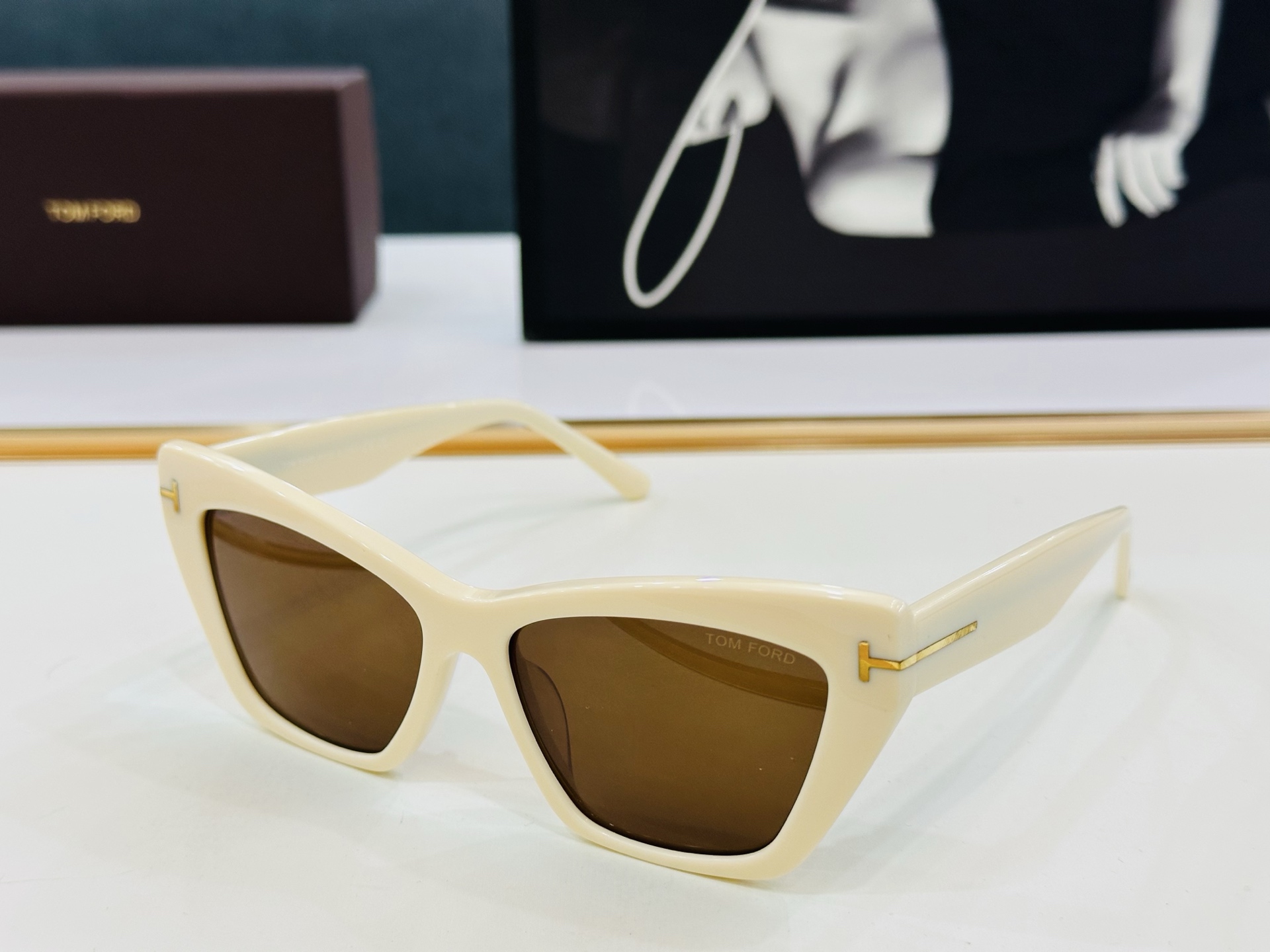 🔺TOM FOR*🔻 汤姆家 官网新款 FT6026  Size：56口16-140  经典时尚 🔝🔝C
