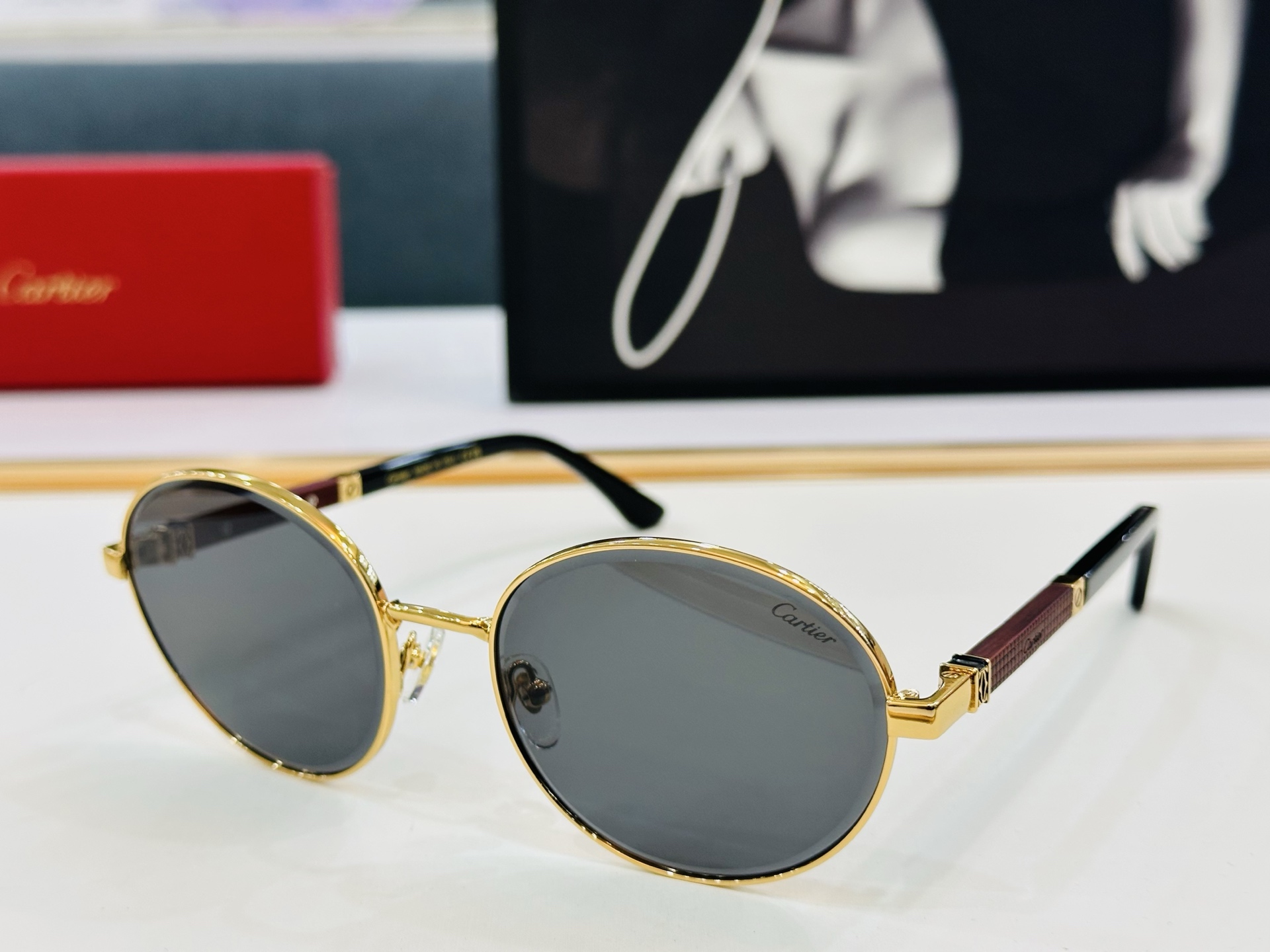 Cartie* 卡家 CT0490S 太阳镜 Size：57口19-145 工艺精湛气质十足！q男女同款
