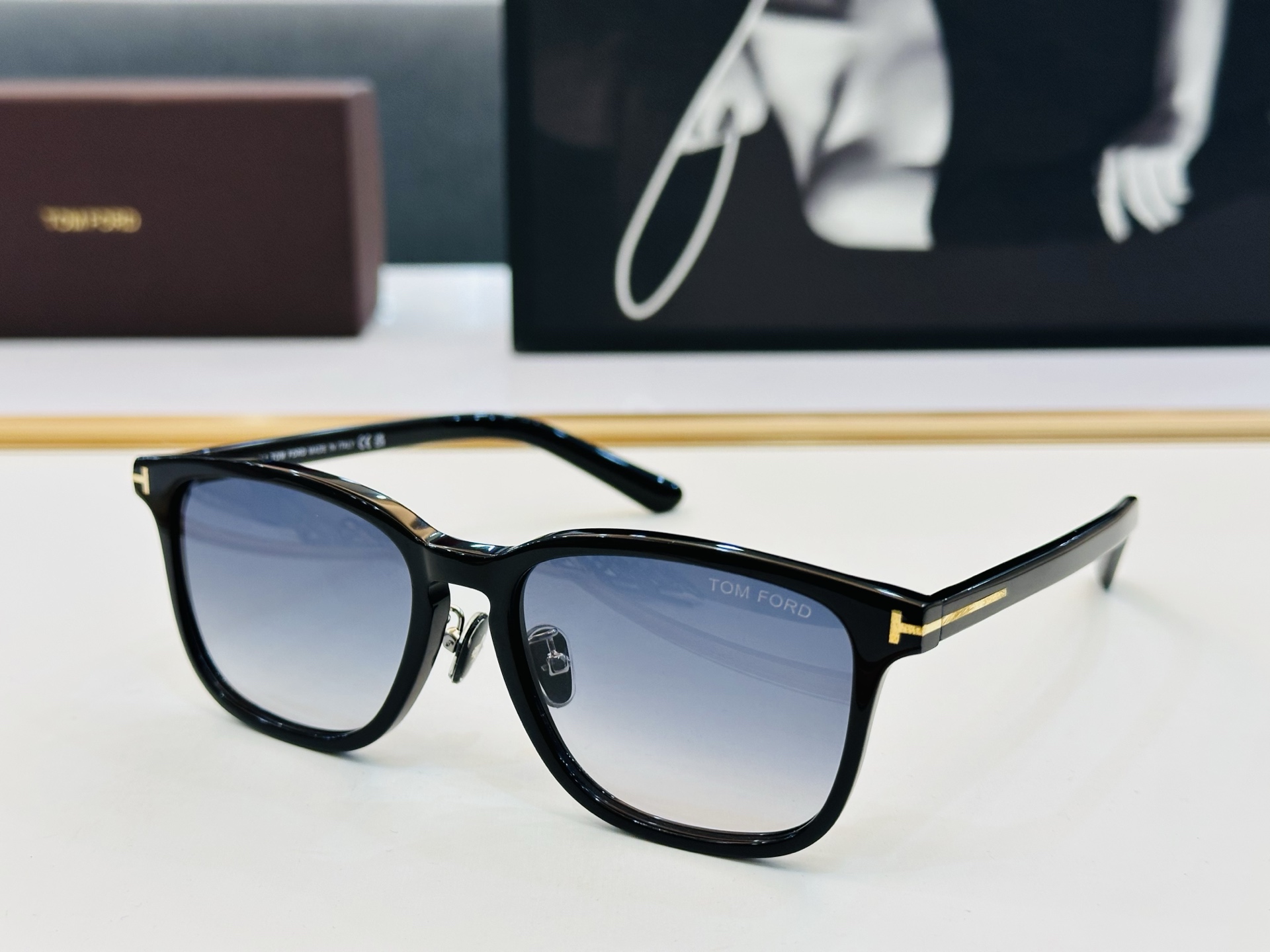 🔺TOM FOR*🔻 汤姆家 官网新款 FT1048   Size：52口18-140  经典时尚 🔝🔝