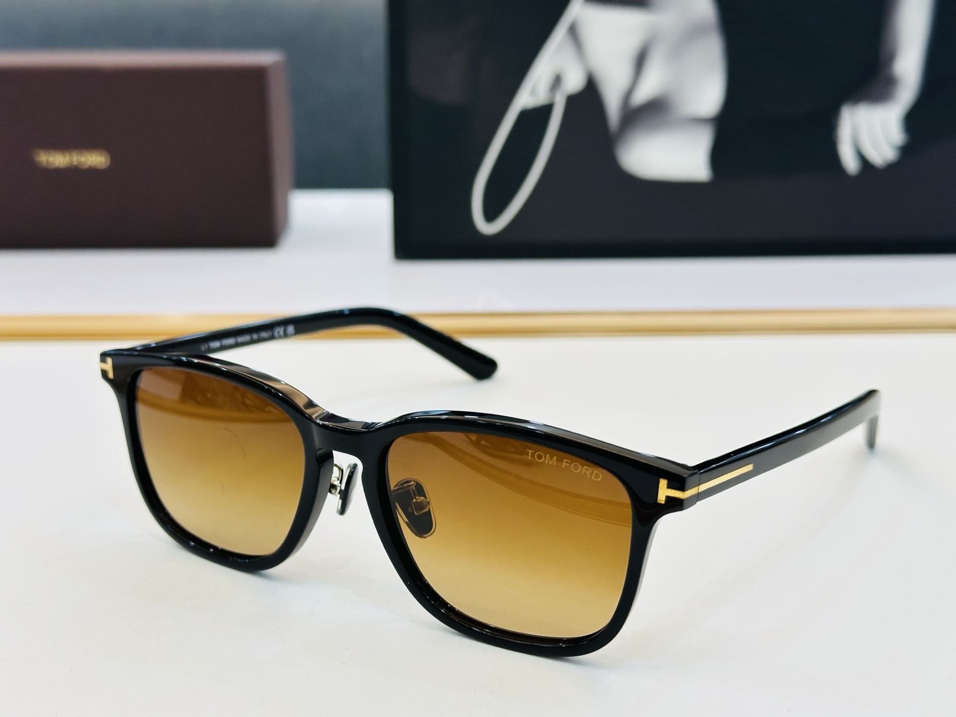 🔺TOM FOR*🔻 汤姆家 官网新款 FT1048   Size：52口18-140  经典时尚 🔝🔝