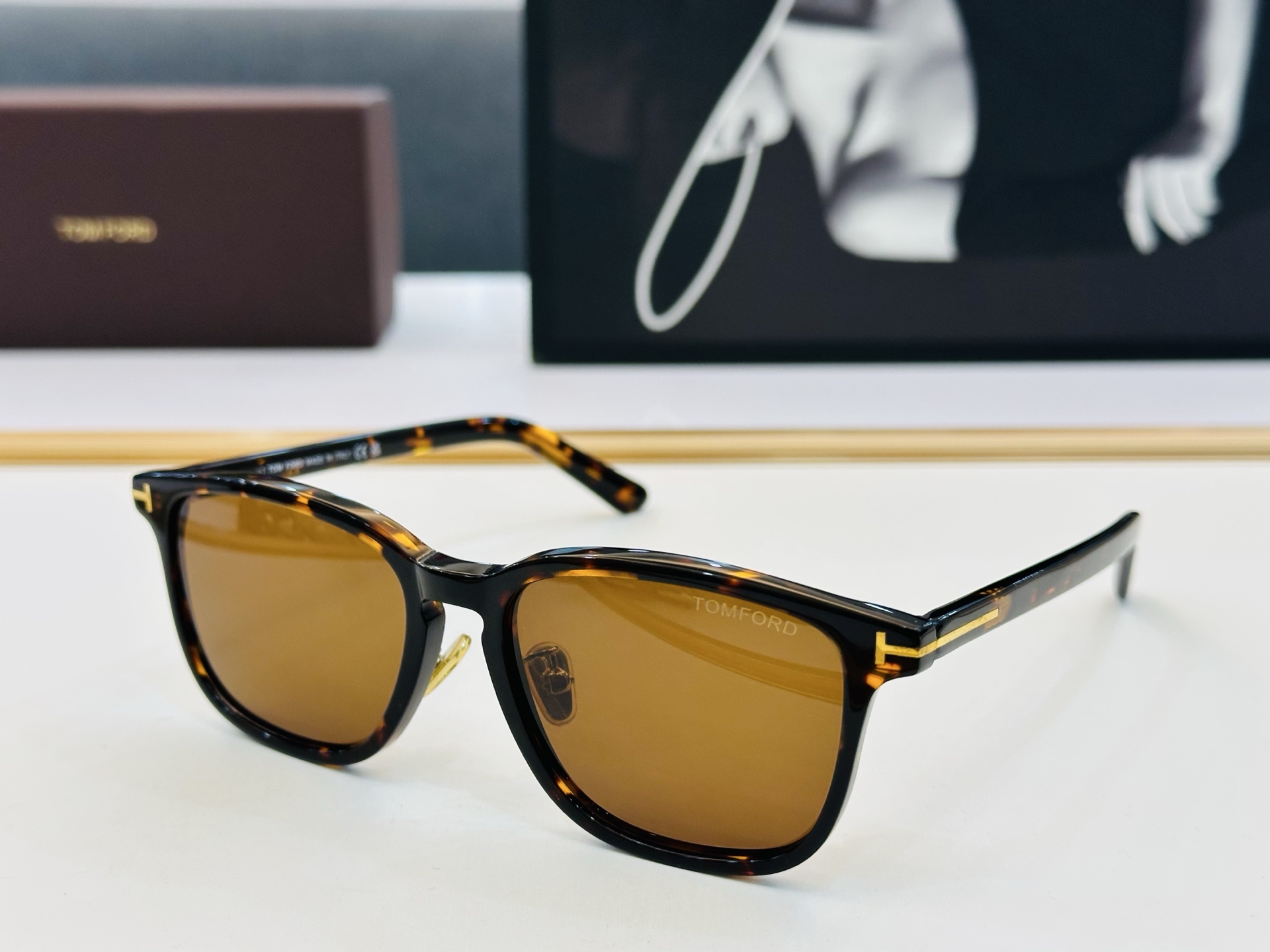🔺TOM FOR*🔻 汤姆家 官网新款 FT1048   Size：52口18-140  经典时尚 🔝🔝