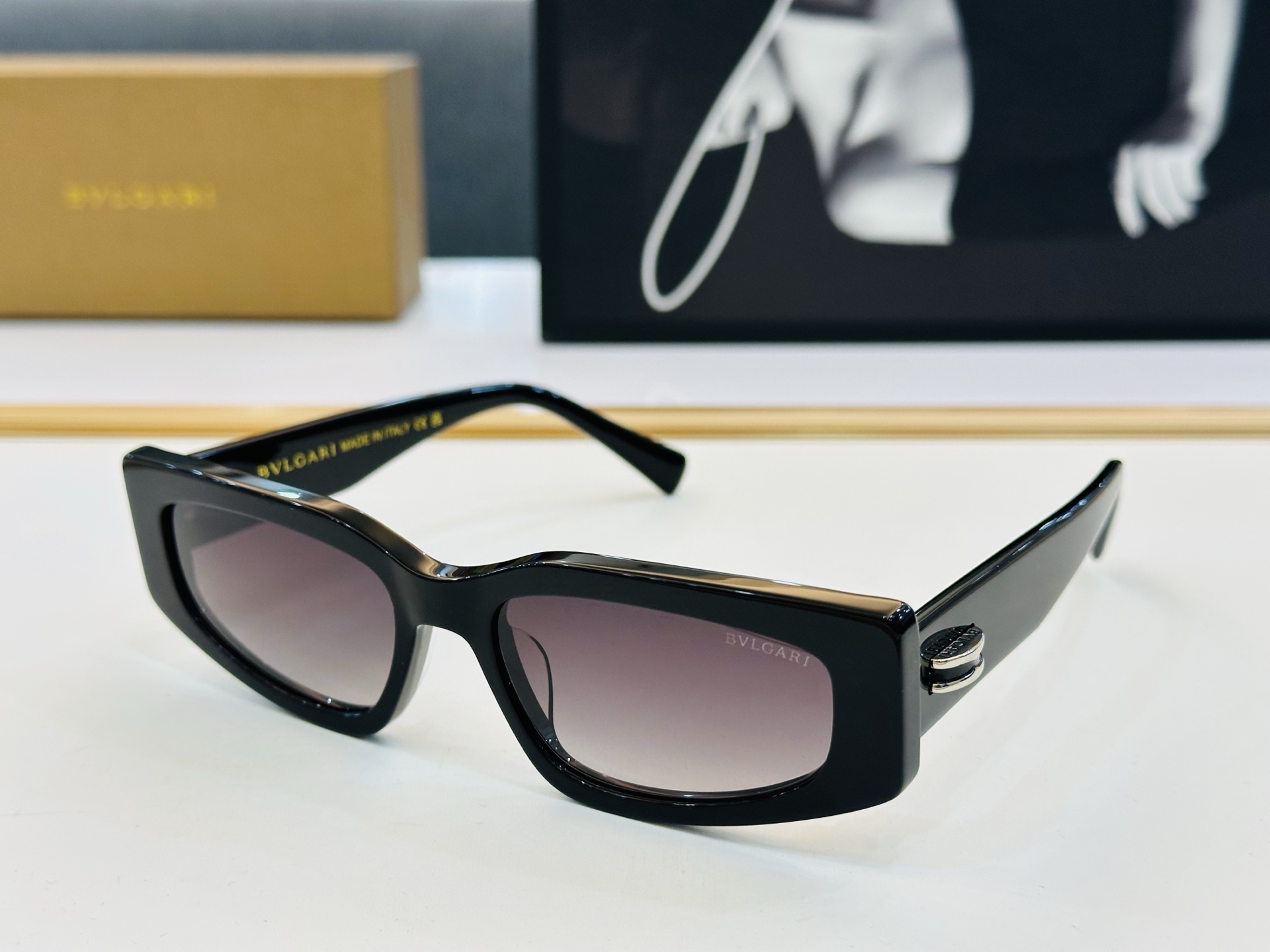 🆕款 官网同售 宝格家 BV40014 👍 Size ：54口19-145  绝对要买😎品质非常完美 C
