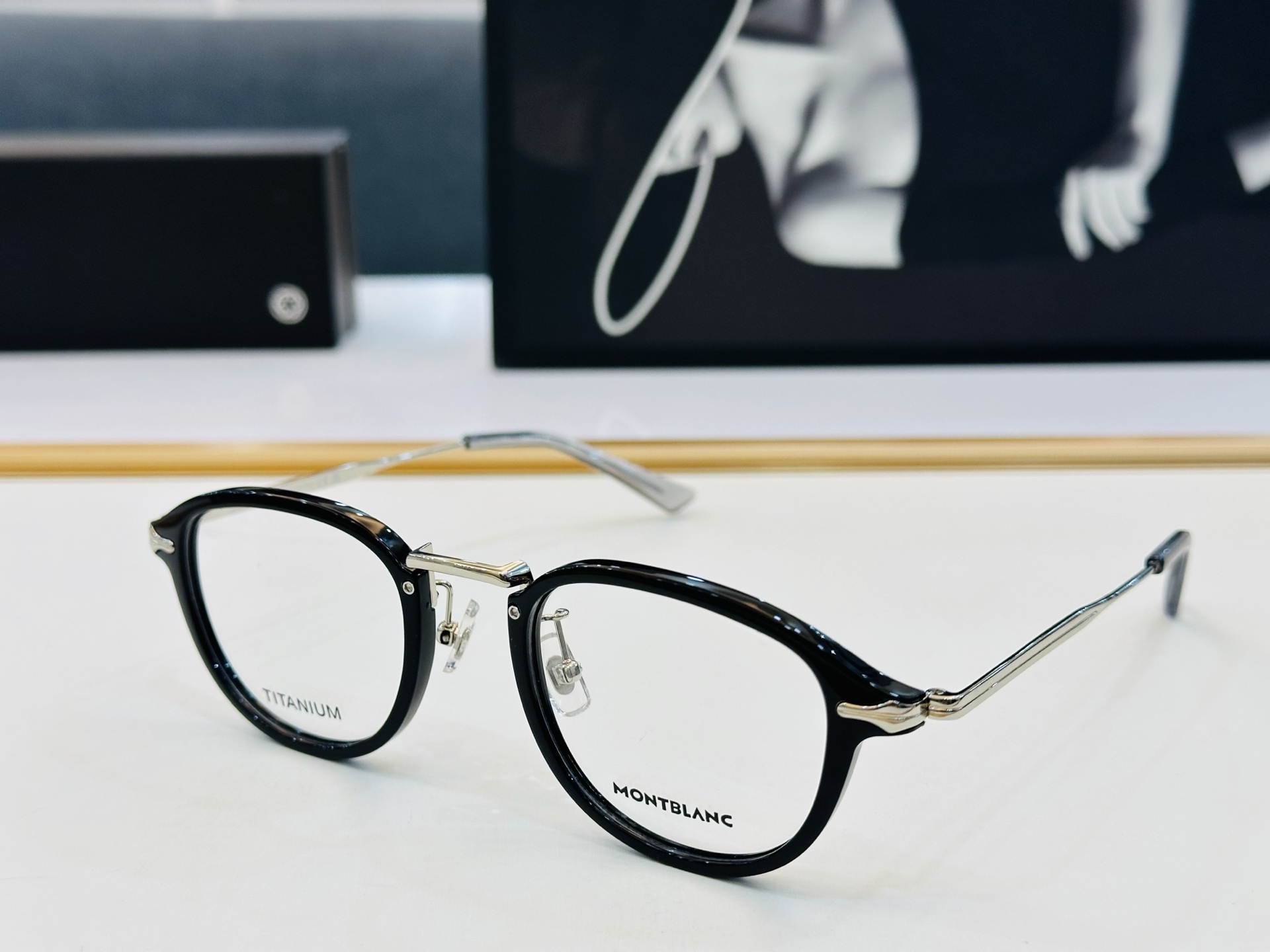 官网新品 MONTBLANC 万宝龙 MB0336O   Size：48口22-150   做工精良 👍