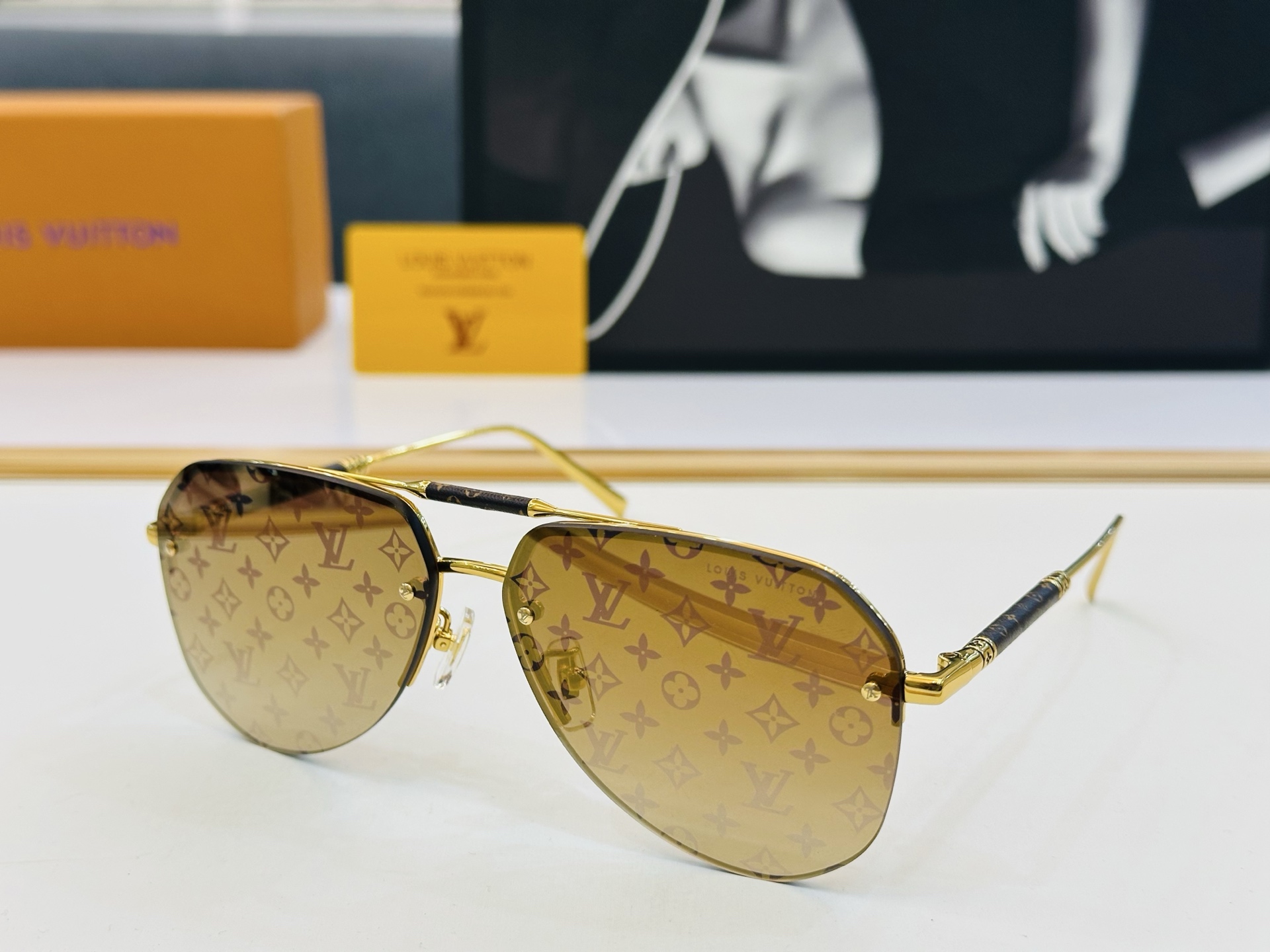 路易家 🎩Z1310 Size：62口13-145 充满活力的 展现独特个性🌟展现大气的你 q高品质 👍
