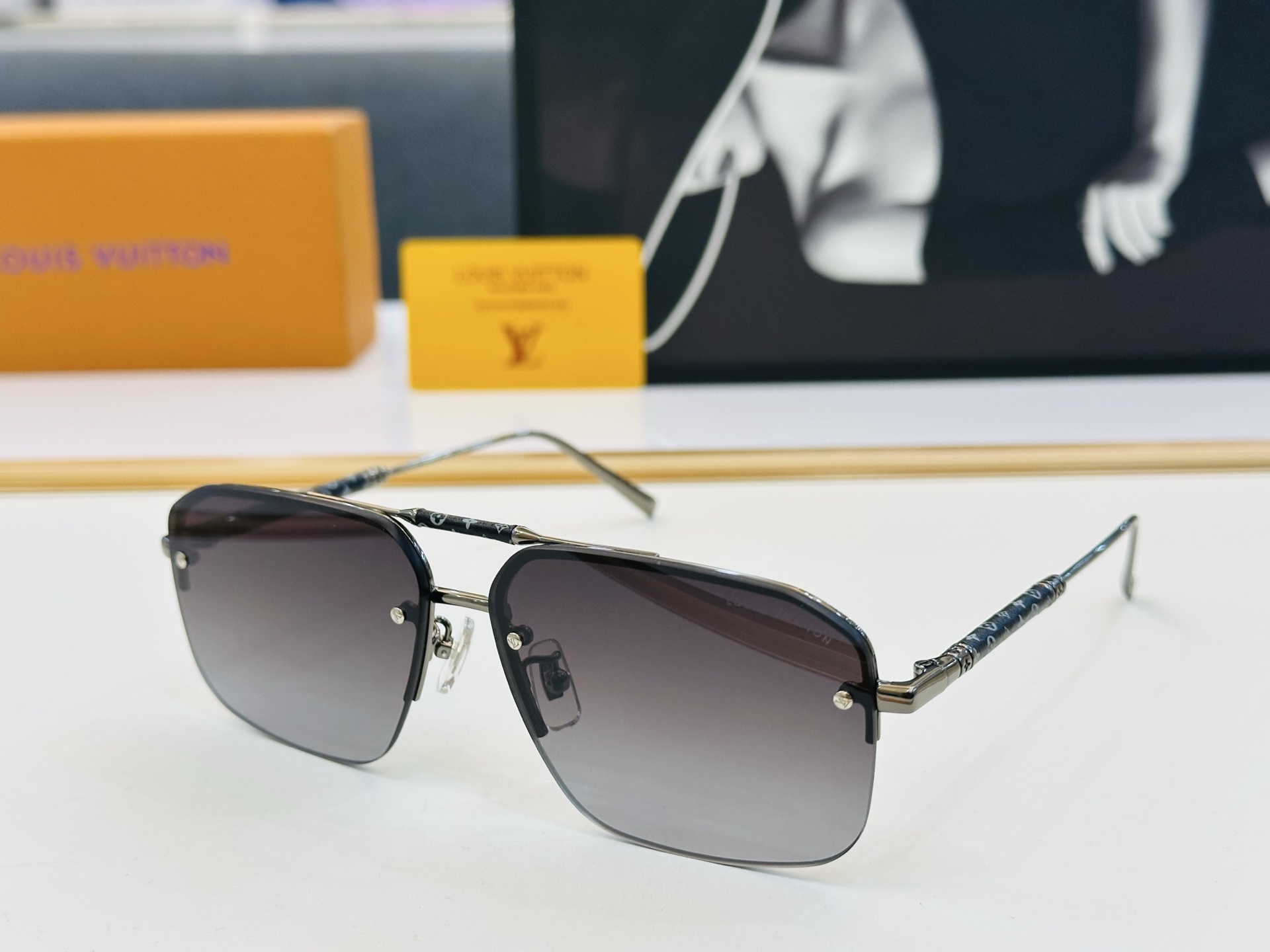 路易家 🎩Z1311 Size：62口13-145 充满活力的 展现独特个性🌟展现大气的你 q高品质 👍
