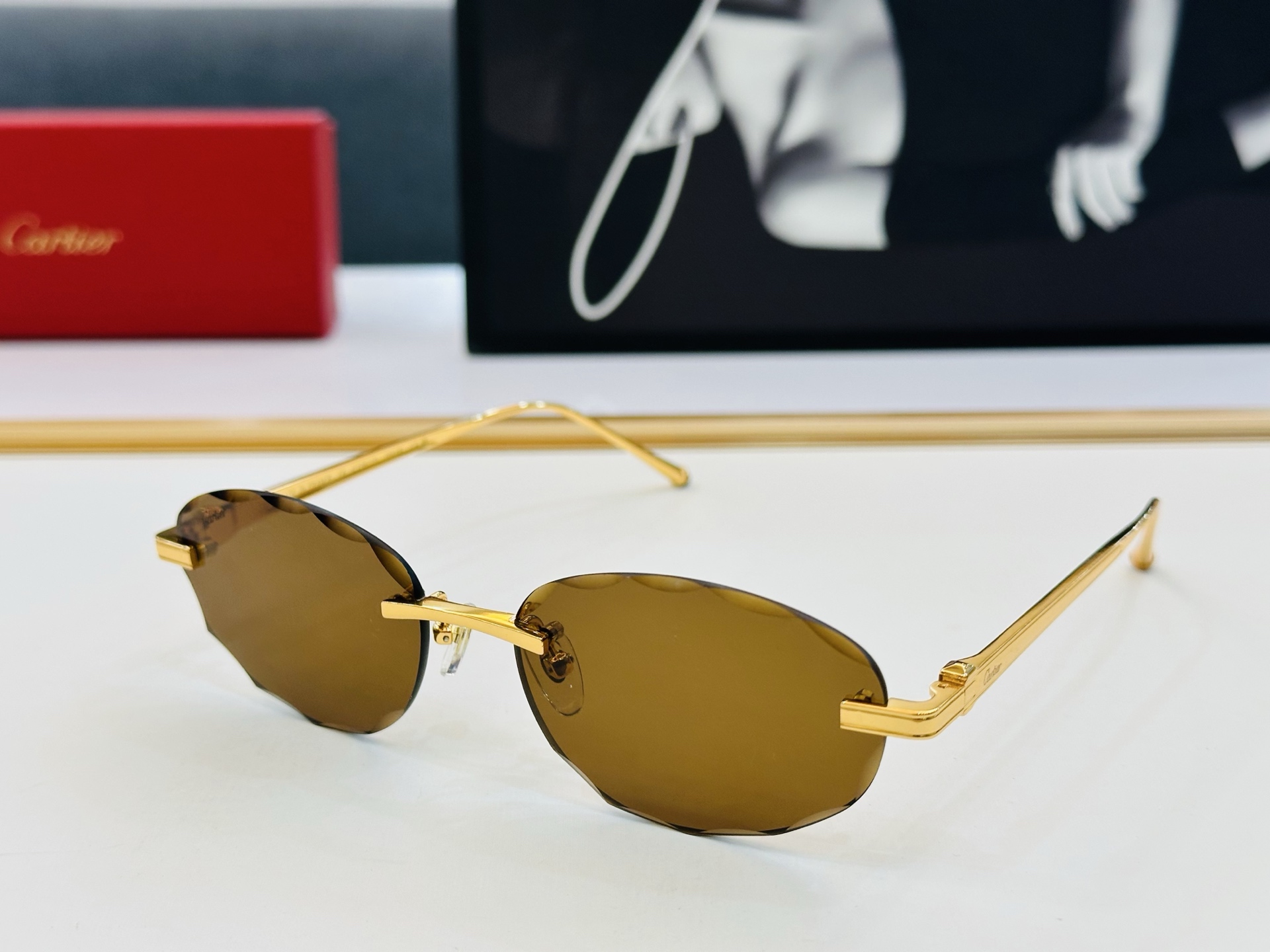 🆕 原版Cartie* 卡家 官网经典款 太阳镜 CT0611S Size：57口19-145电镀工艺精