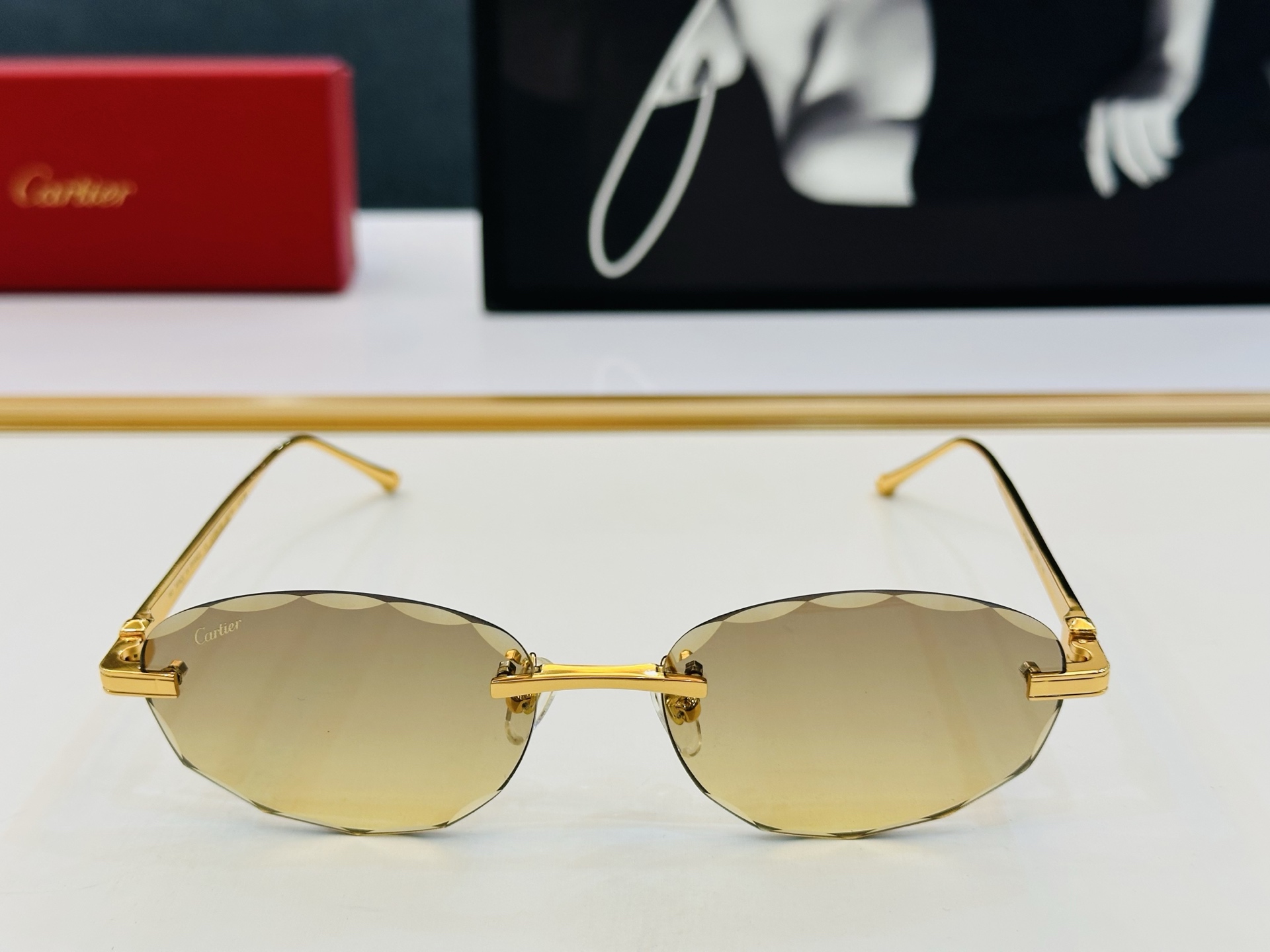 🆕 原版Cartie* 卡家 官网经典款 太阳镜 CT0611S Size：57口19-145电镀工艺精