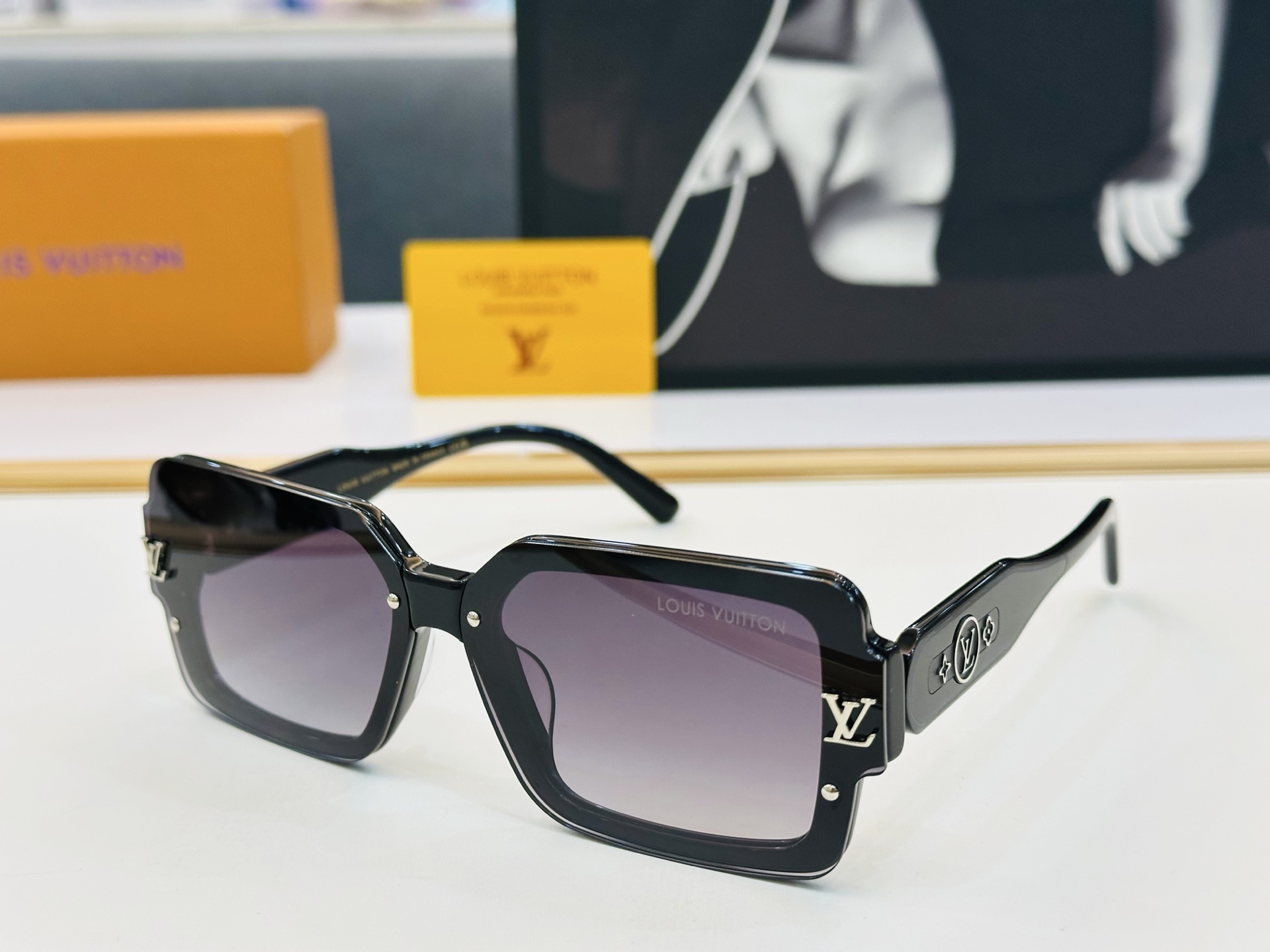 路易家 🎩Z2002U Size：68口10-145 充满活力的 展现独特个性🌟展现大气的你 K高品质 