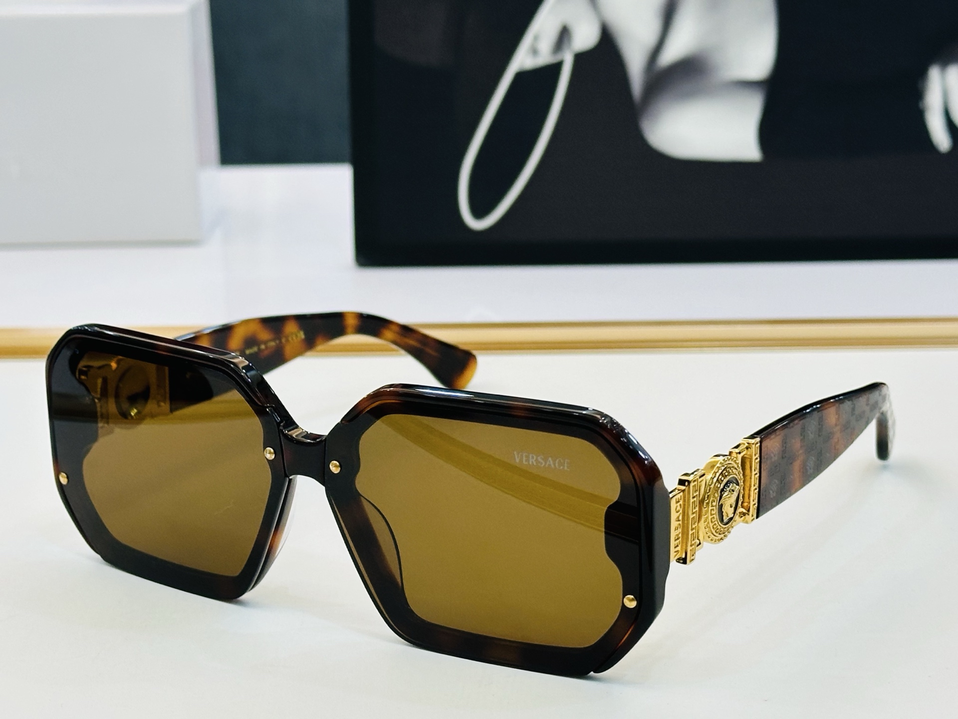 🎉🎉范思家 VERSACE✨MOD：VE6755   Size：66口9-145 ✨K有范 