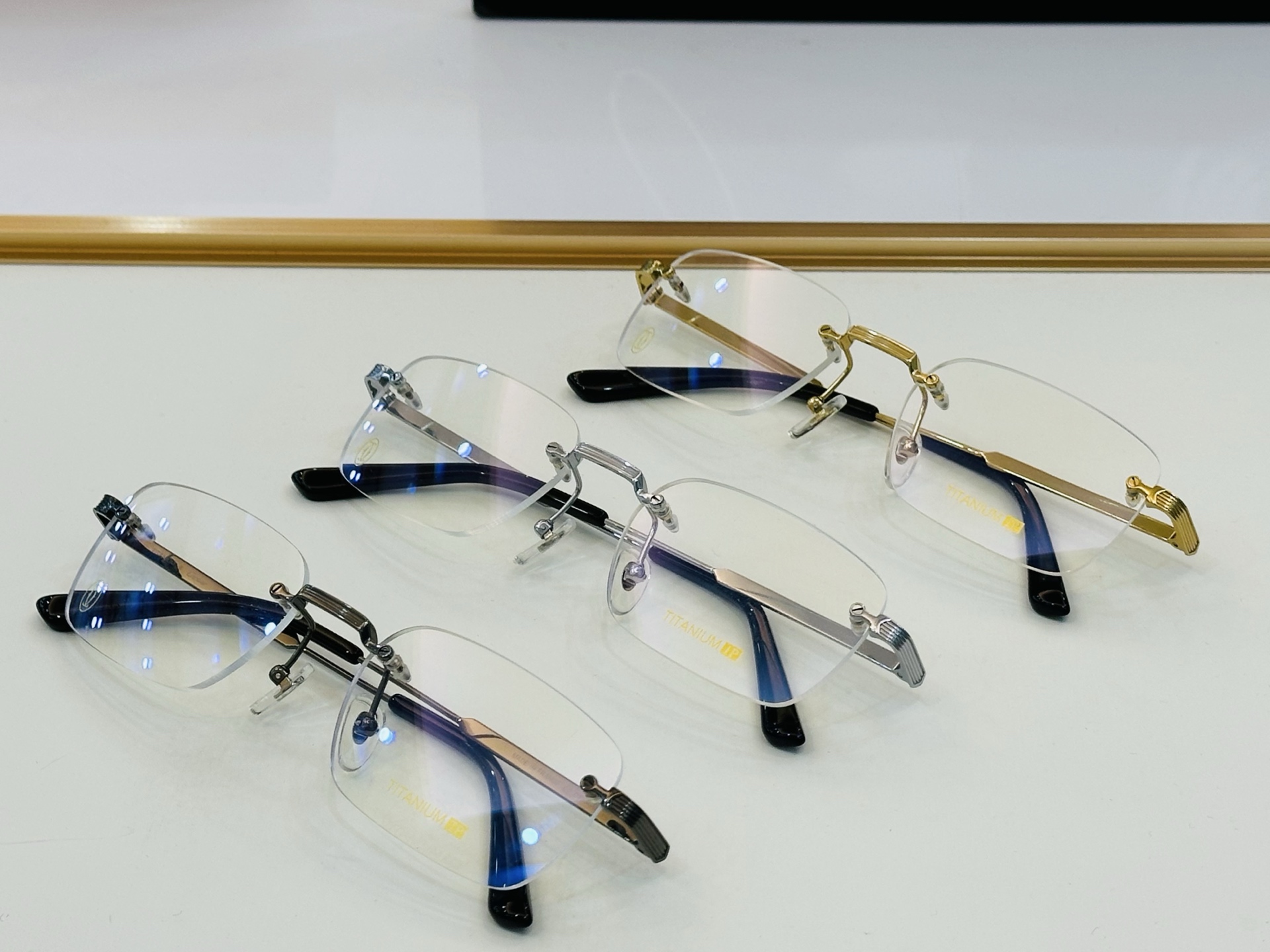 🆕 原版Cartie* 卡家 官网经典款 太阳镜 CT0349O  Size：55口18-140  电镀