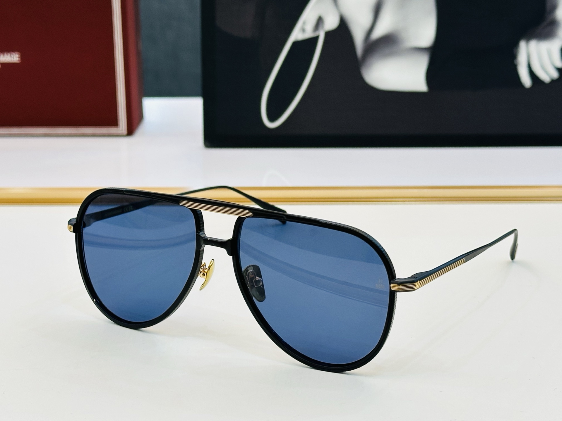 JACQUES MARIE EARS 日本手工眼镜 镜框採用上板材打造出  SIZE：58口16-145