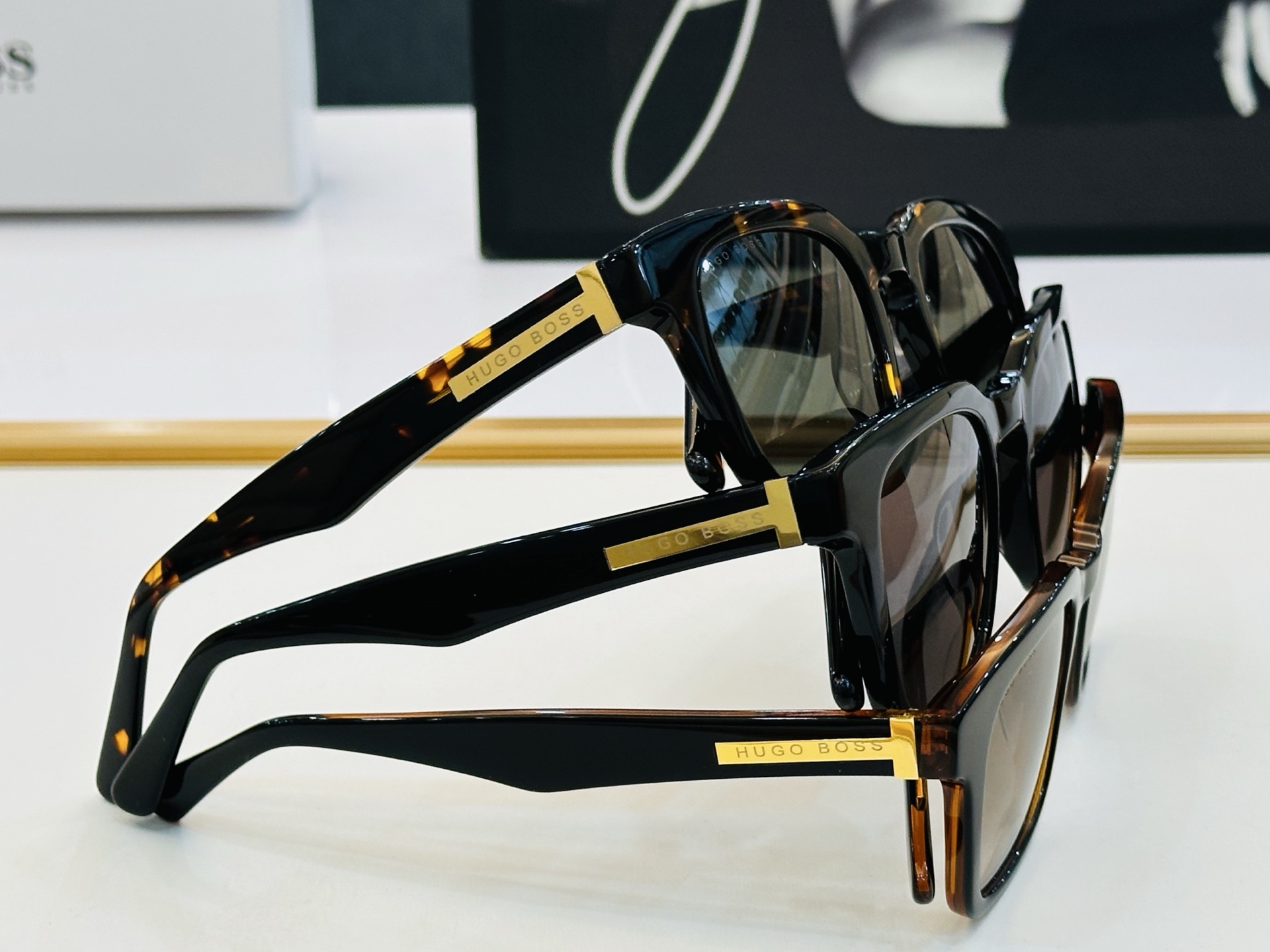 🆕 BOSS 1287/S Size：50口23-145 🕶🕶💋💋👣👣  高品质 不挑脸 经典不过时框型