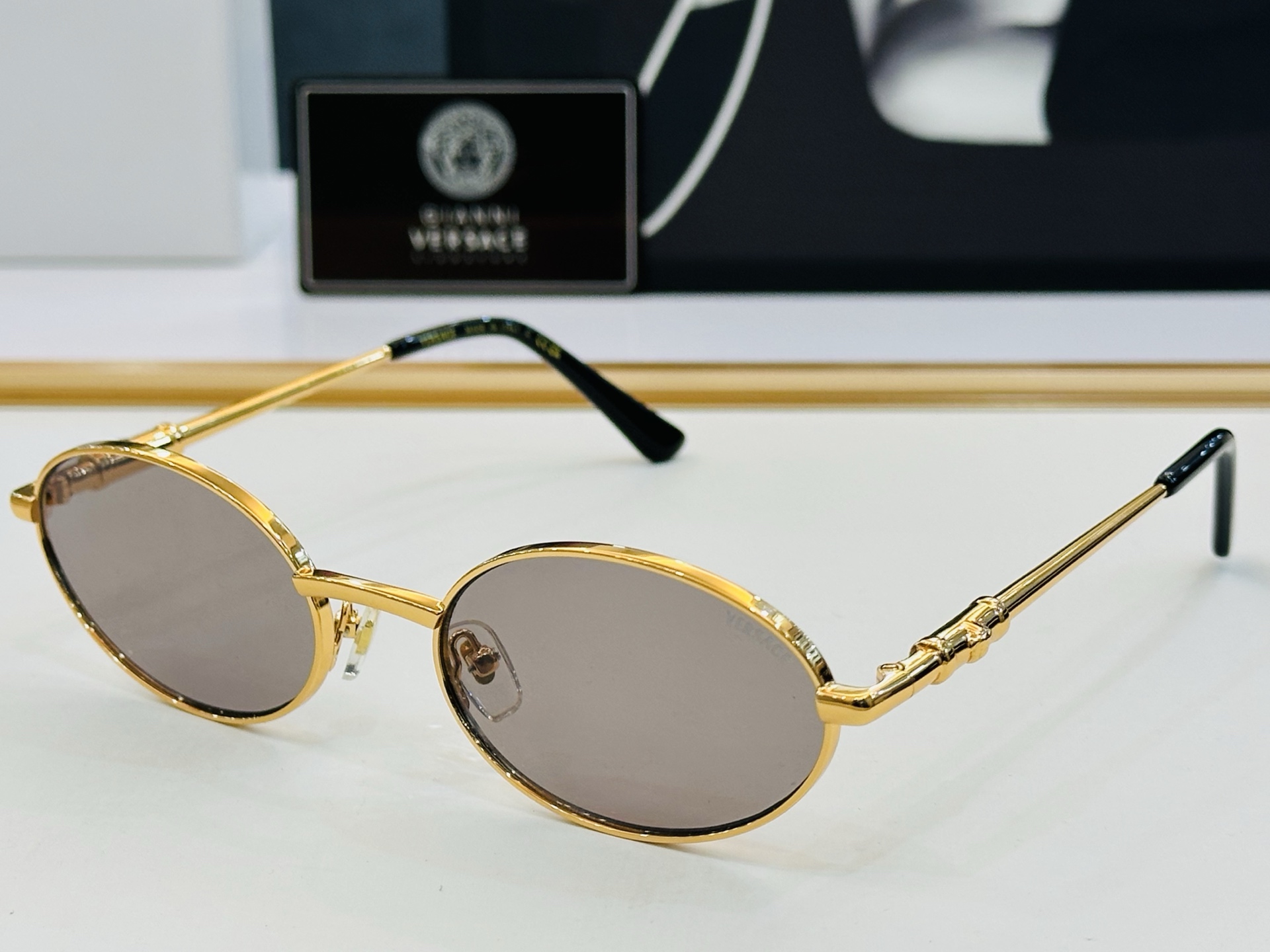 ❤️❤️范思家 VERSACE✨✨✨MODEL：X13 Size：56口20-143 ✨K 有范 