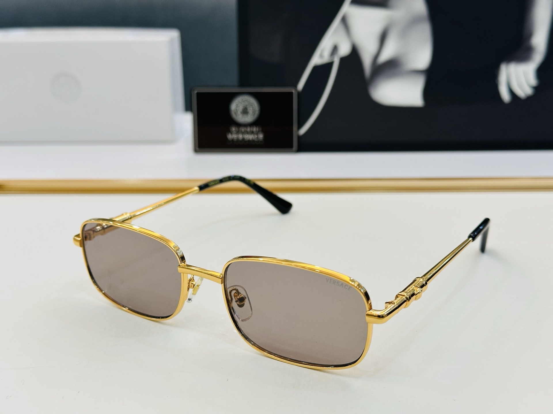 ❤️❤️范思家 VERSACE✨✨✨MODEL：X15  Size：57口19-143 ✨K 有范 