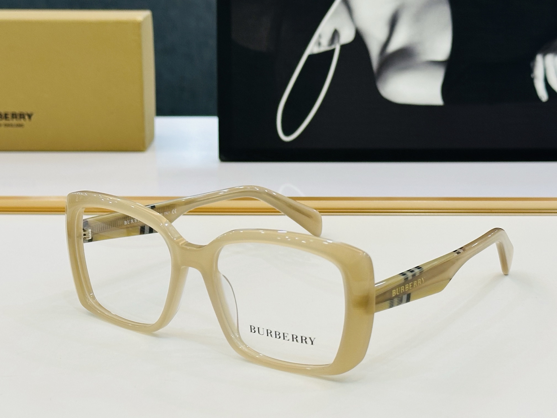 新款 BURBERR*🔻巴家 BE2436  百搭镜架Size：54口19-145   🌲🌲🌲板材框 Z
